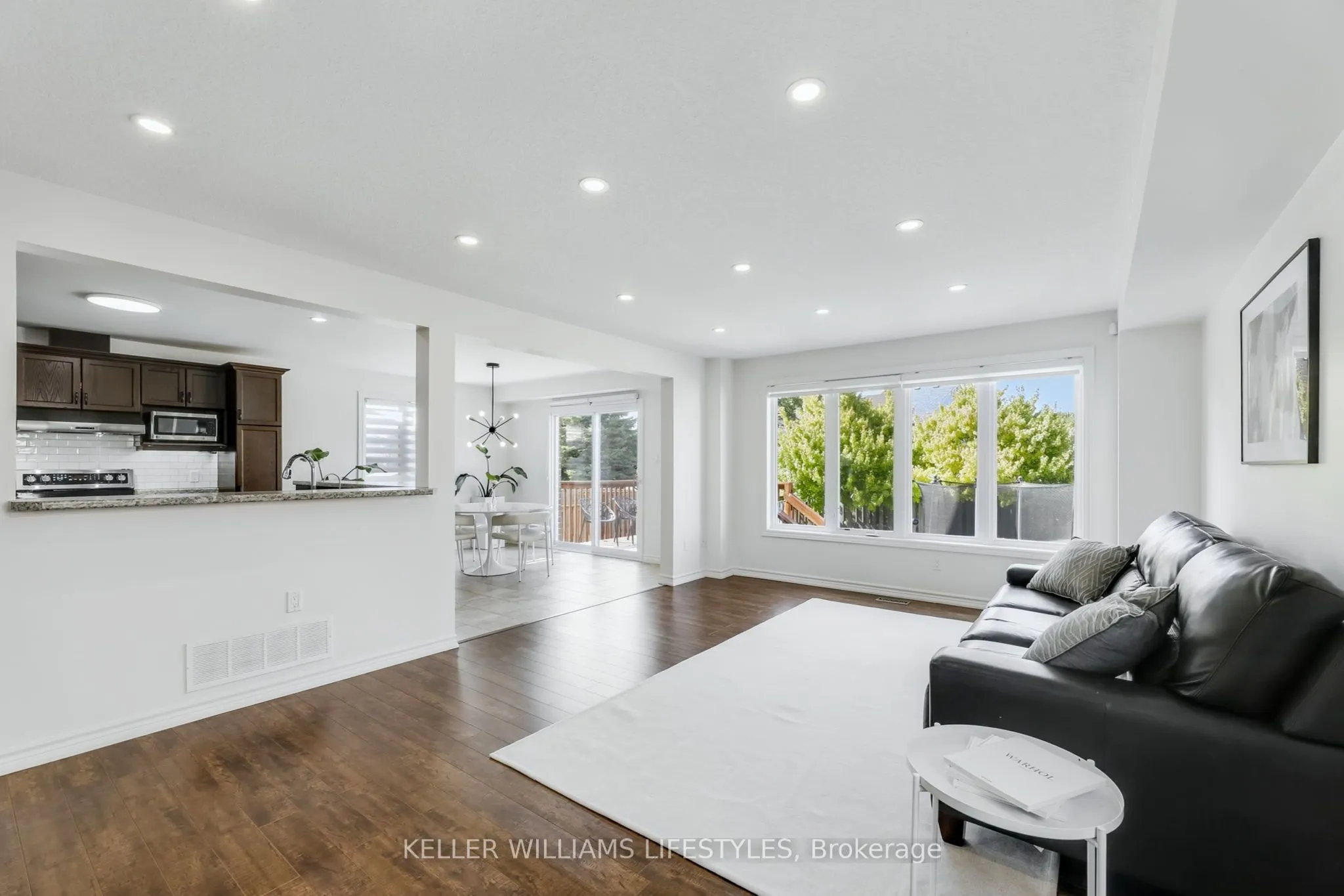 940 GRENFELL Drive