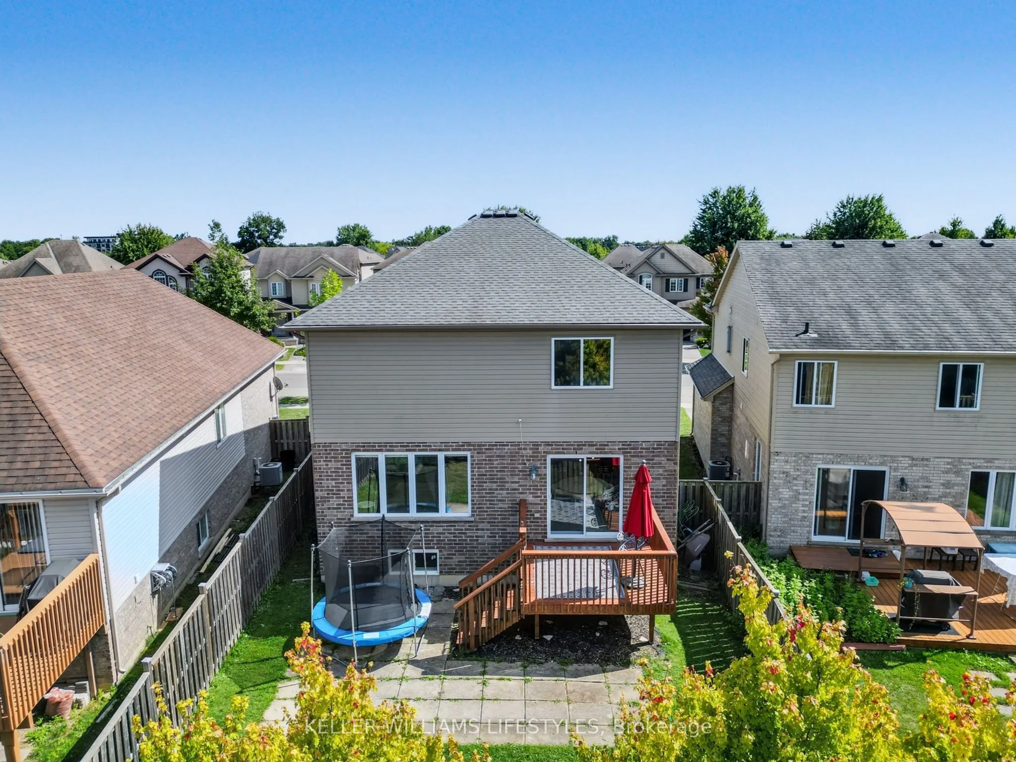 940 GRENFELL Drive