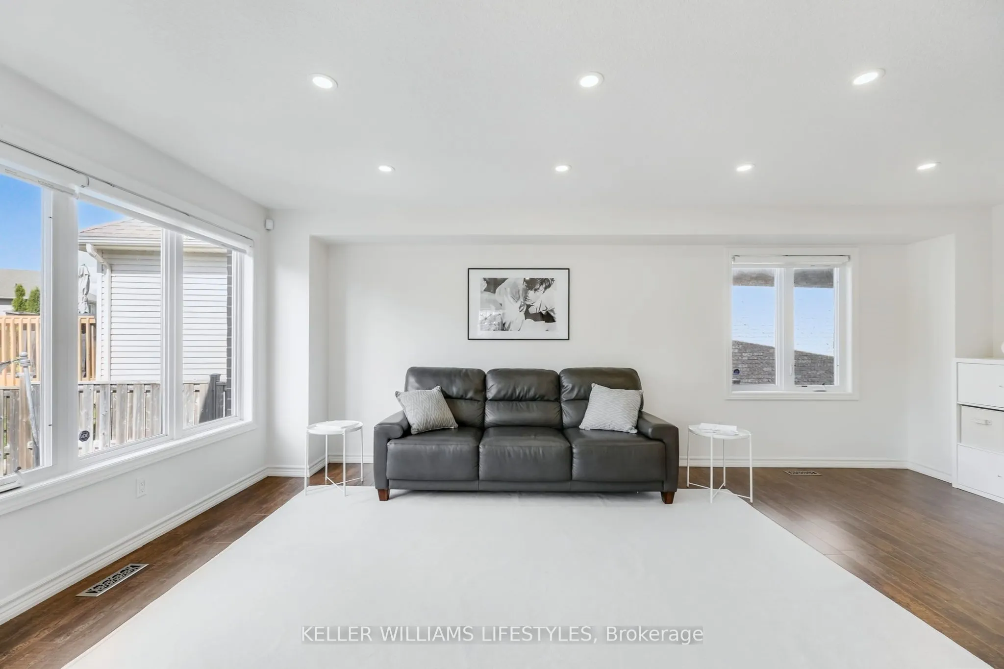 940 GRENFELL Drive