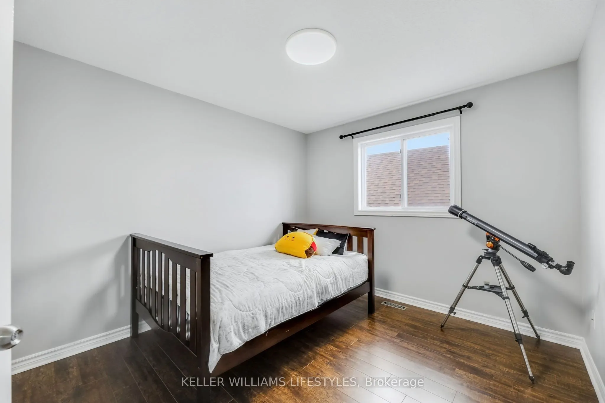 940 GRENFELL Drive