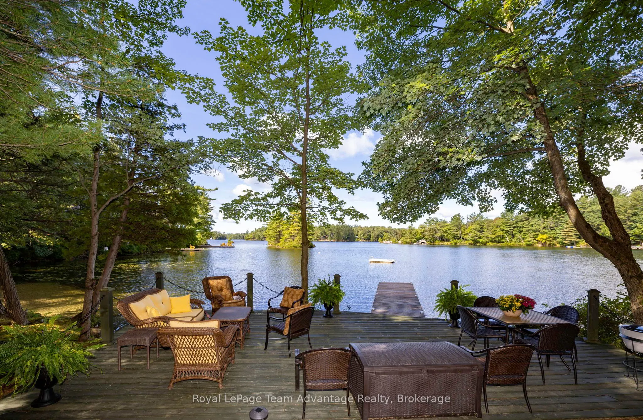 5 Fallingview Trail