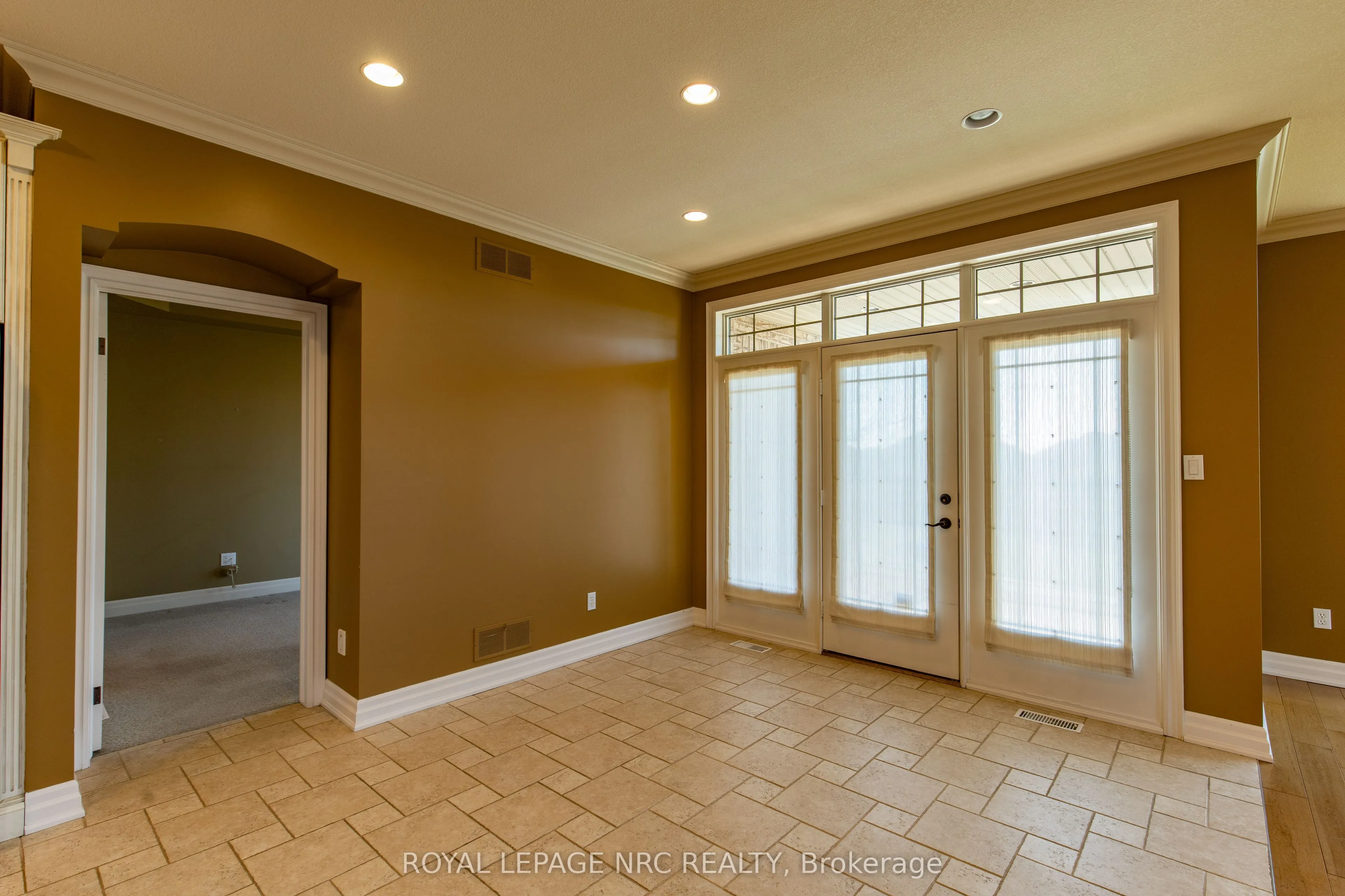 6 Muirfield Trail
