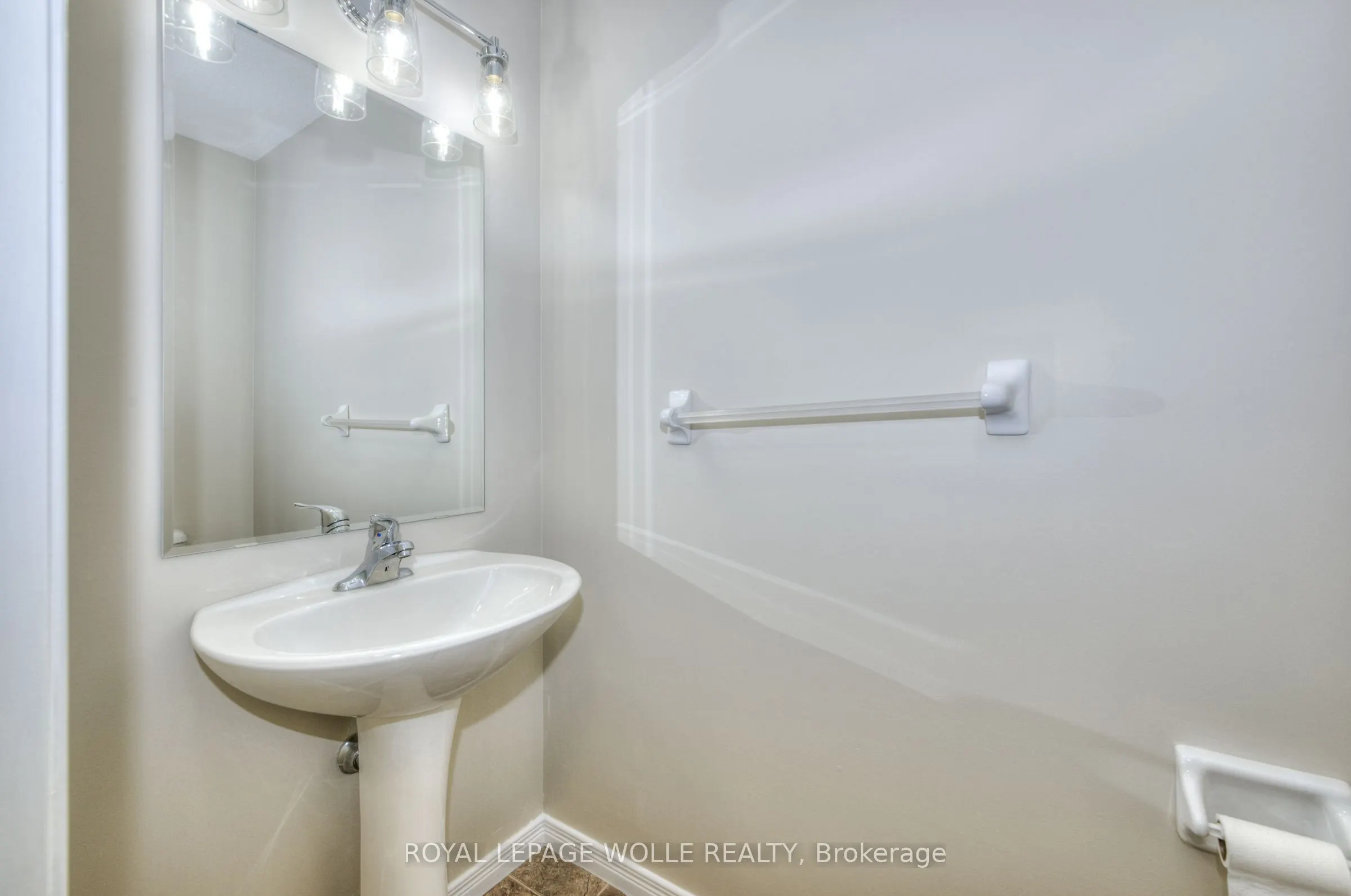 931 Glasgow Street, #8C