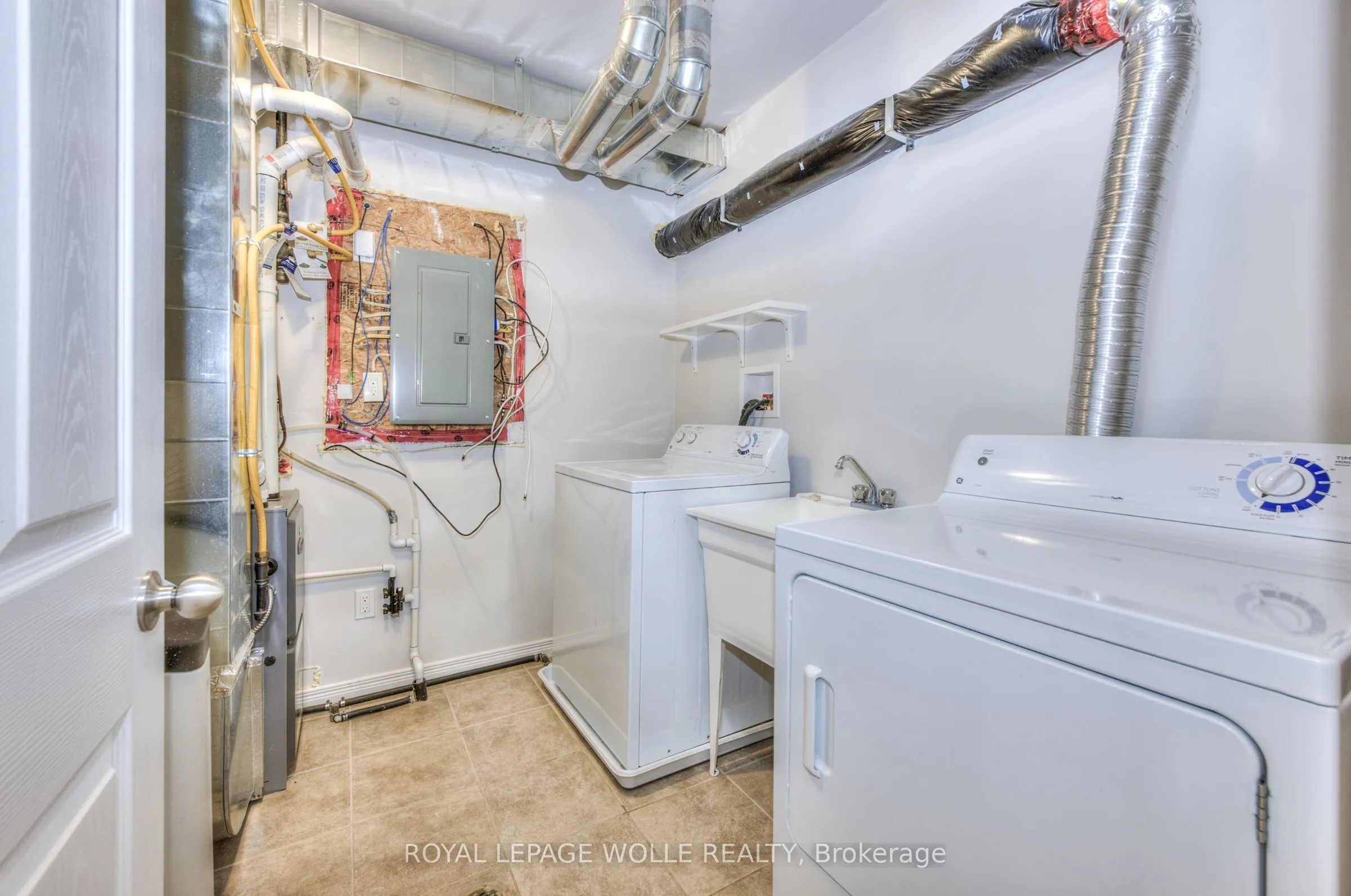 931 Glasgow Street, #8C