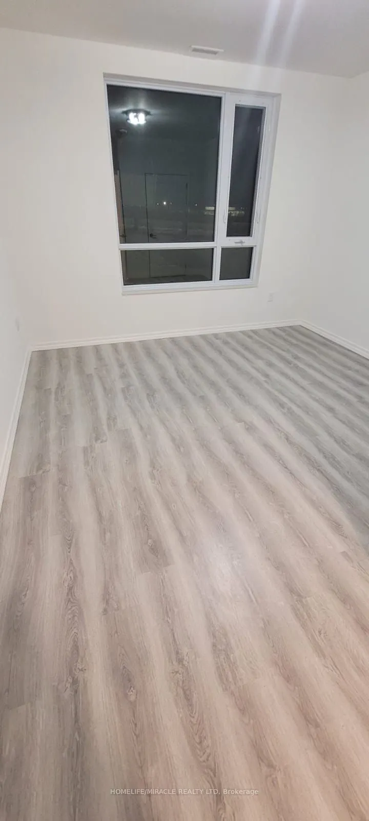 1098 Paisley Road, #212
