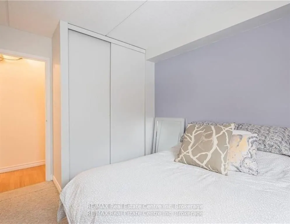 65 Silvercreek Parkway N, #310