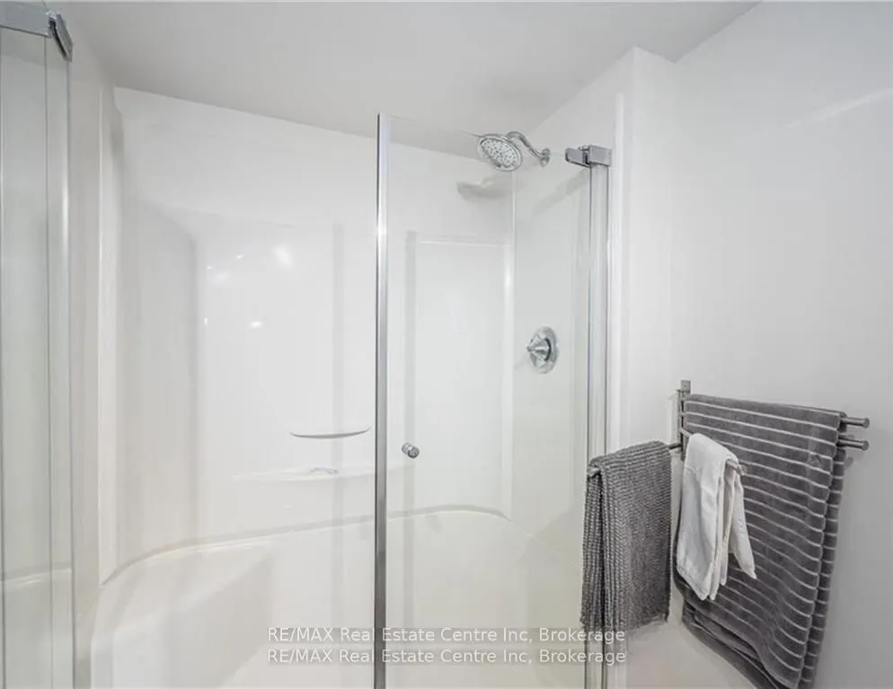 65 Silvercreek Parkway N, #310
