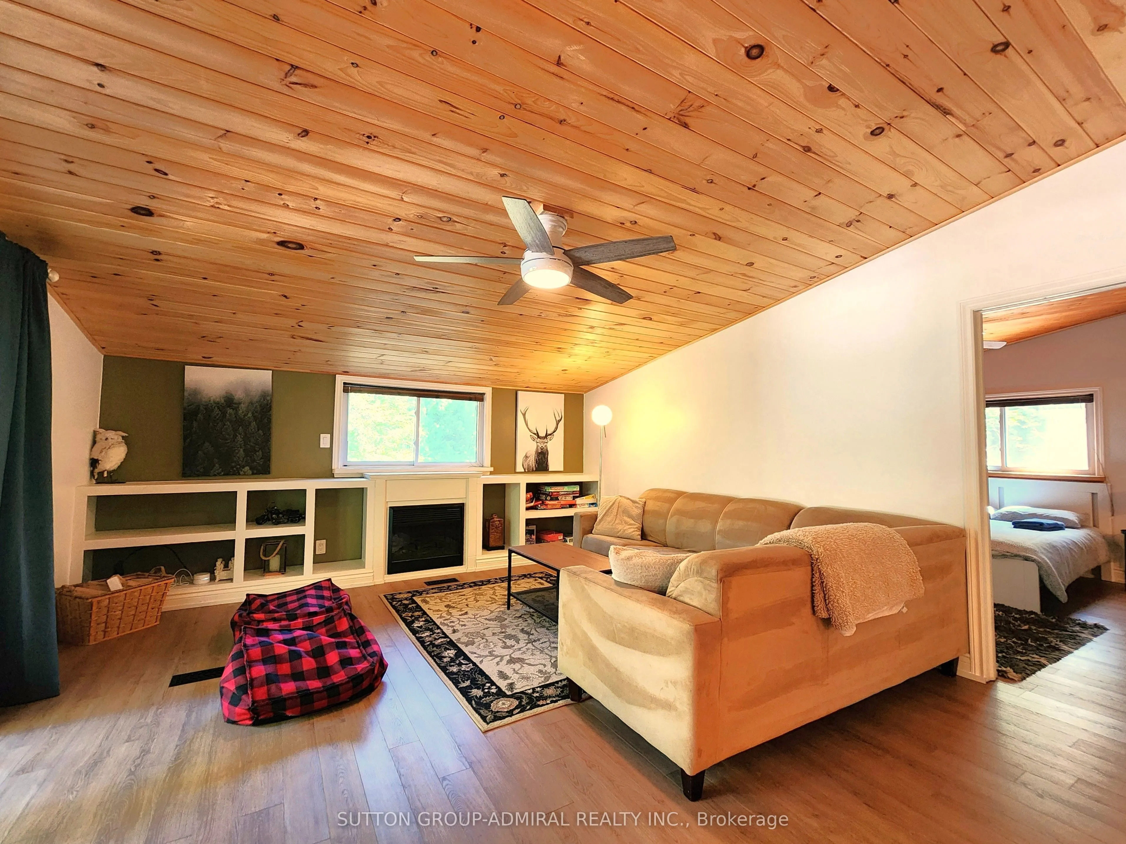 525 Waltonian Drive