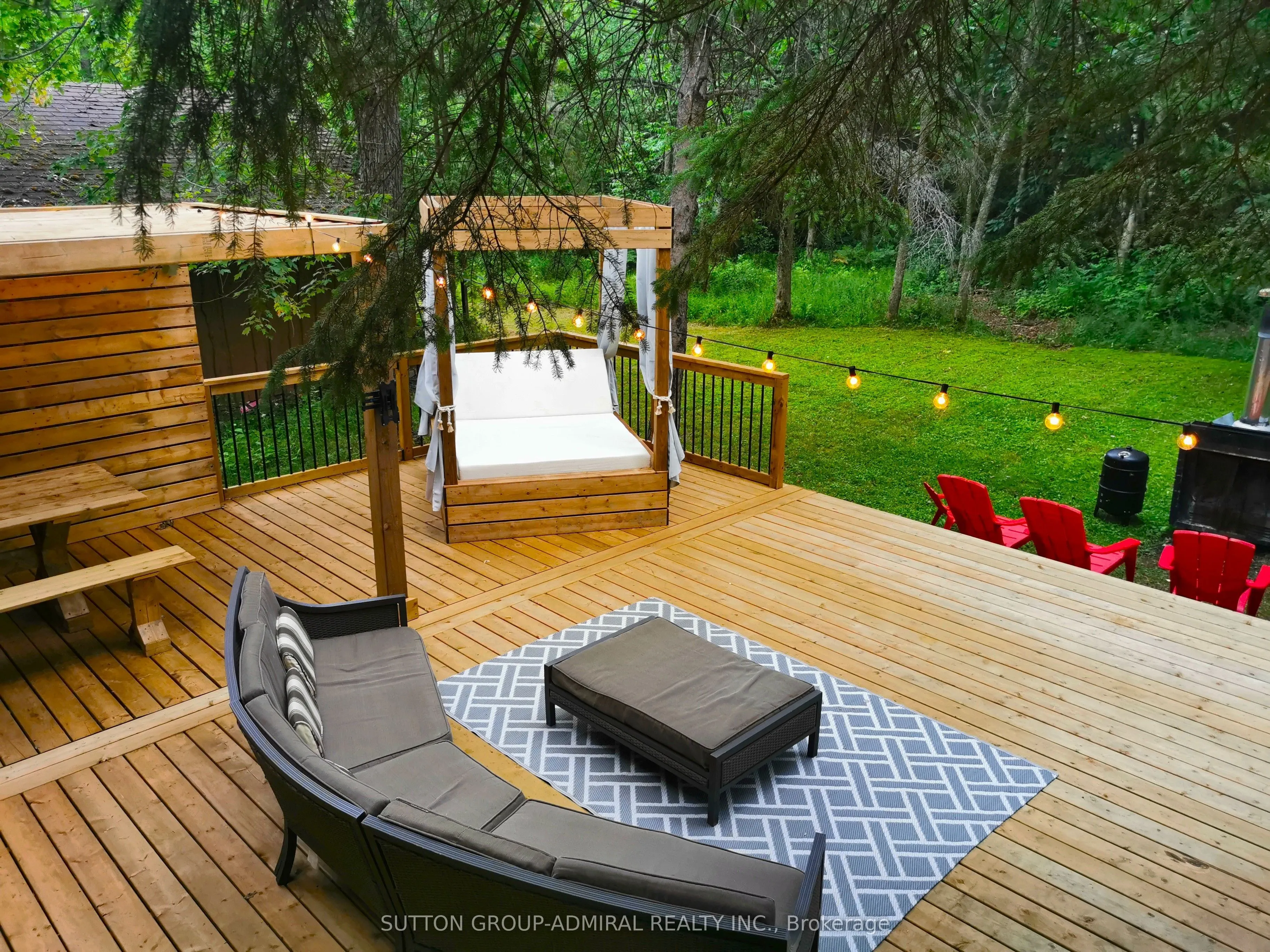 525 Waltonian Drive