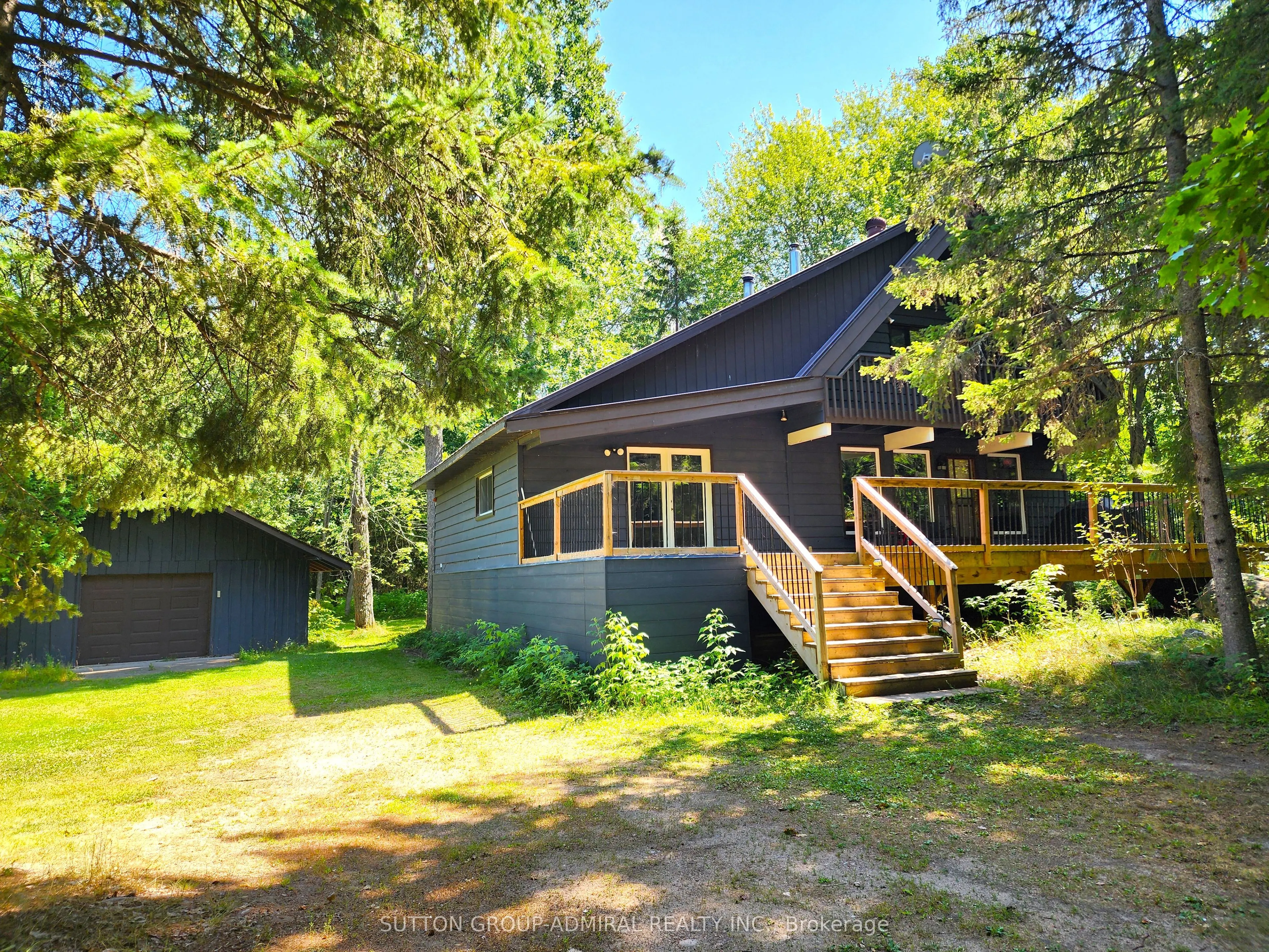 525 Waltonian Drive