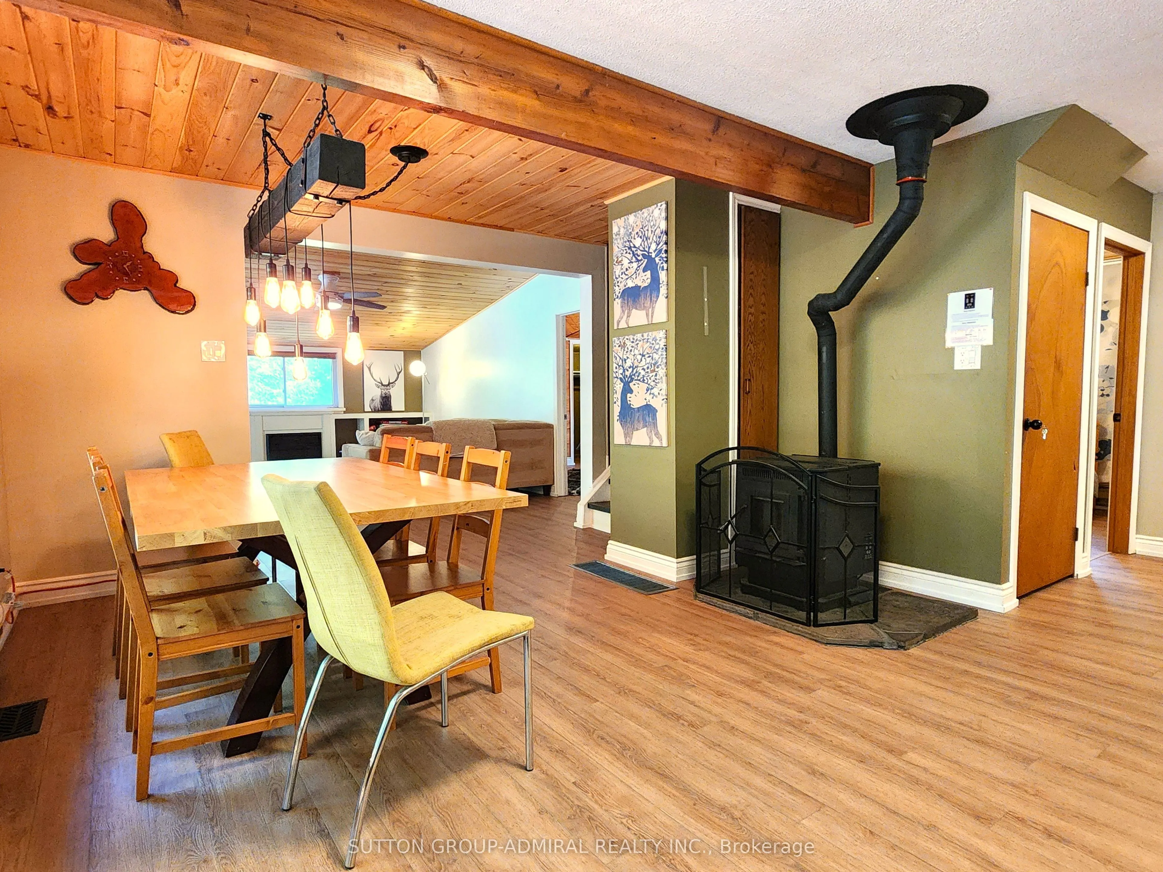 525 Waltonian Drive