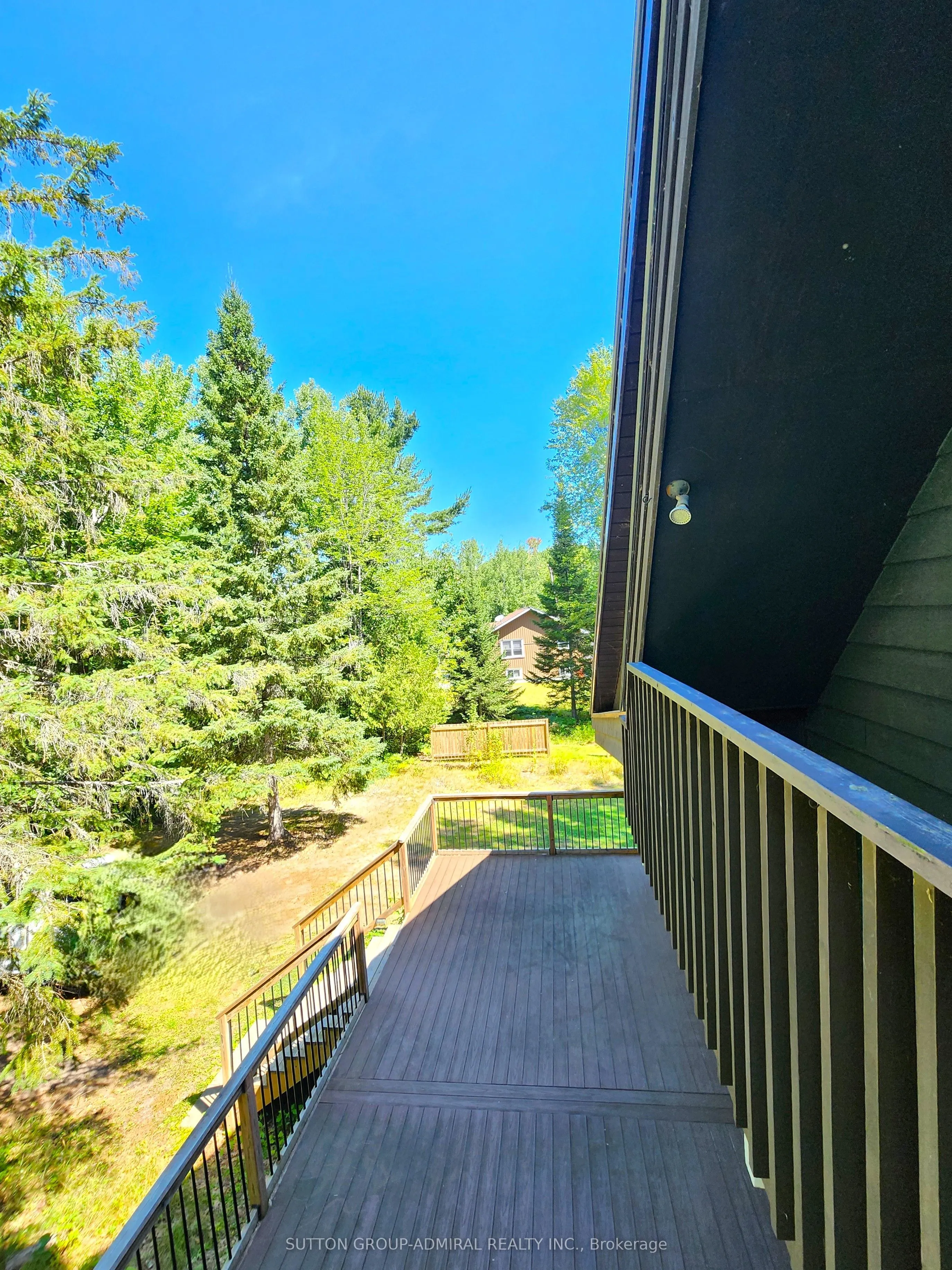 525 Waltonian Drive