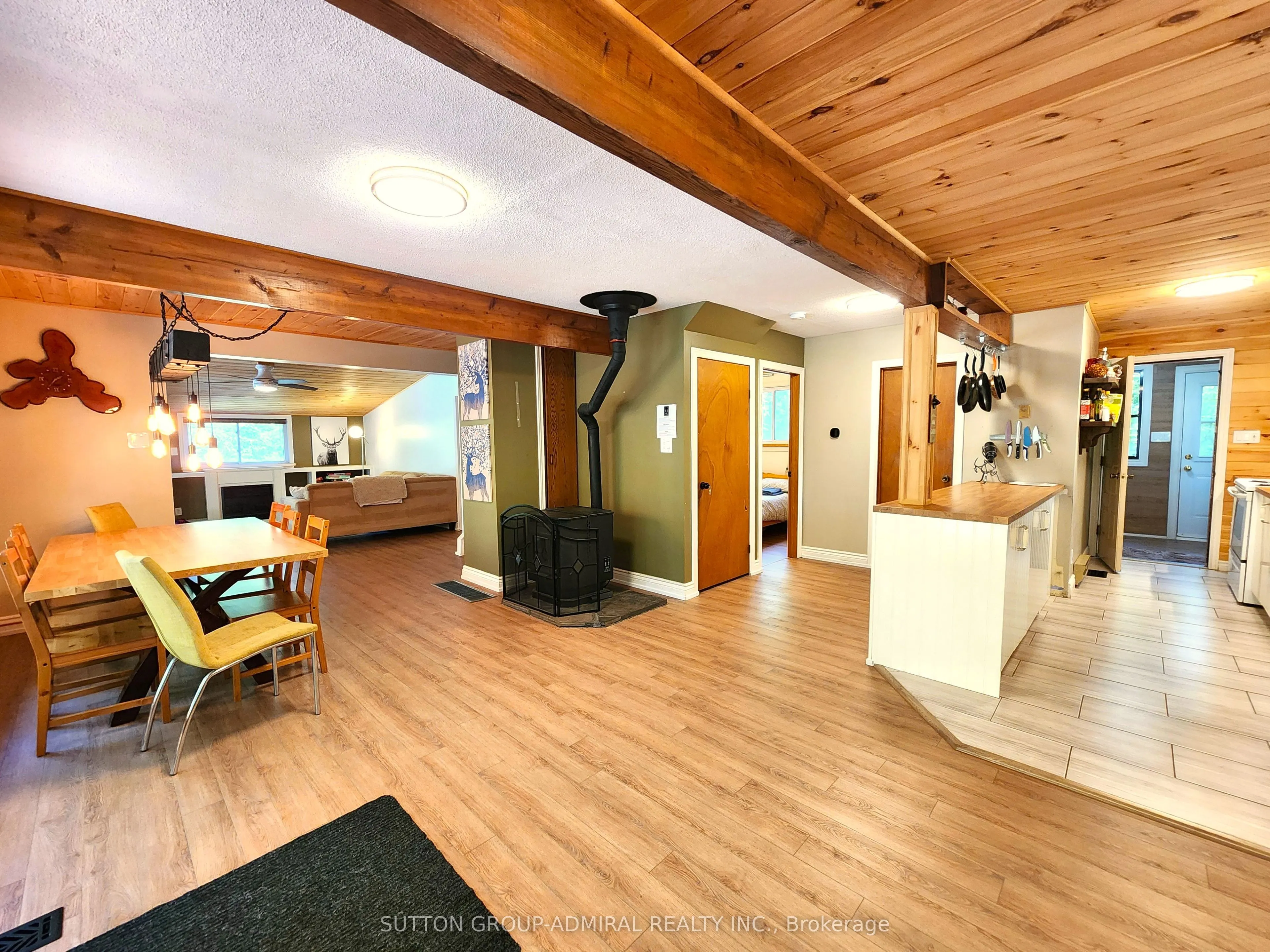 525 Waltonian Drive