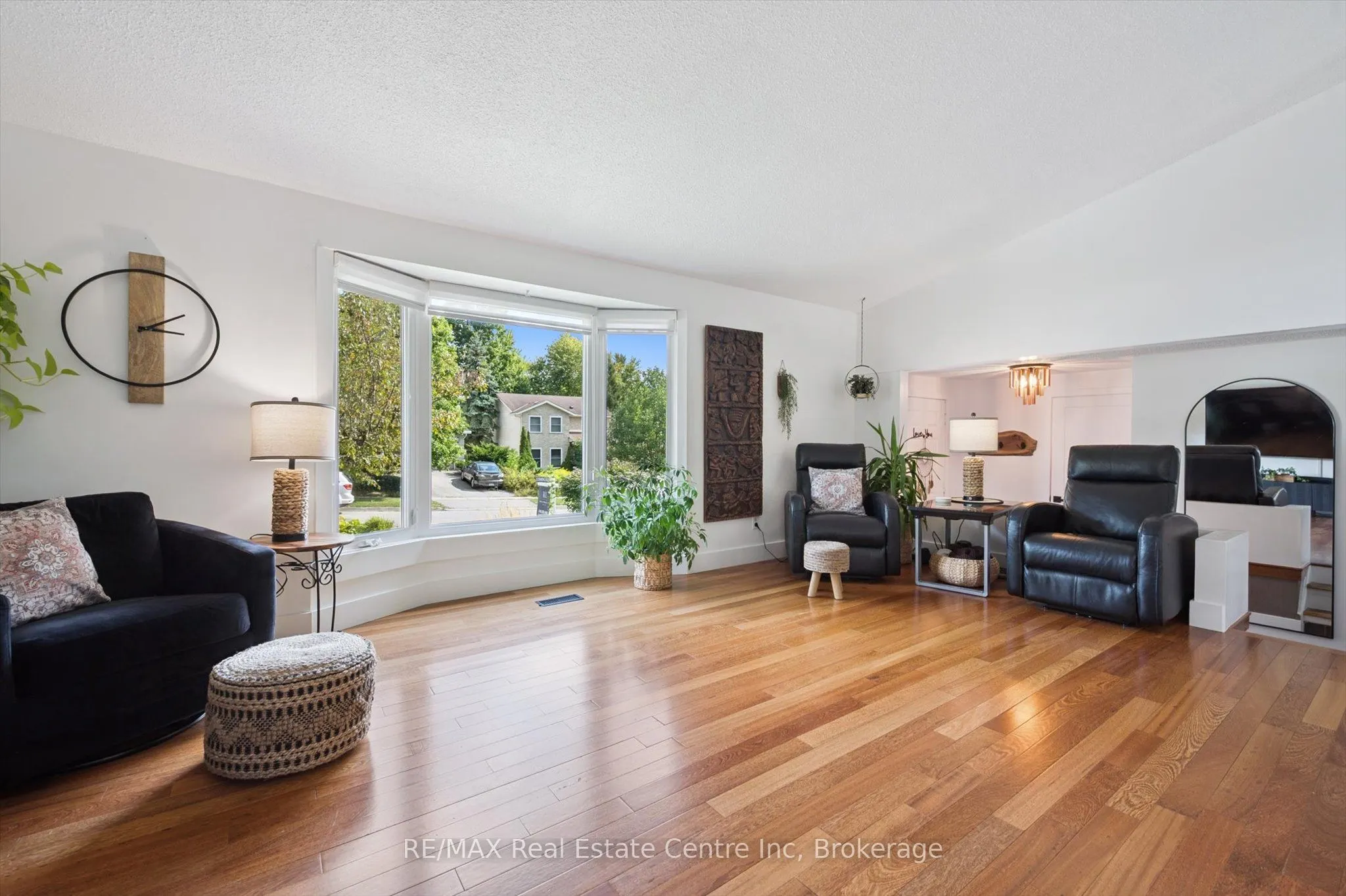 53 Rochelle Drive