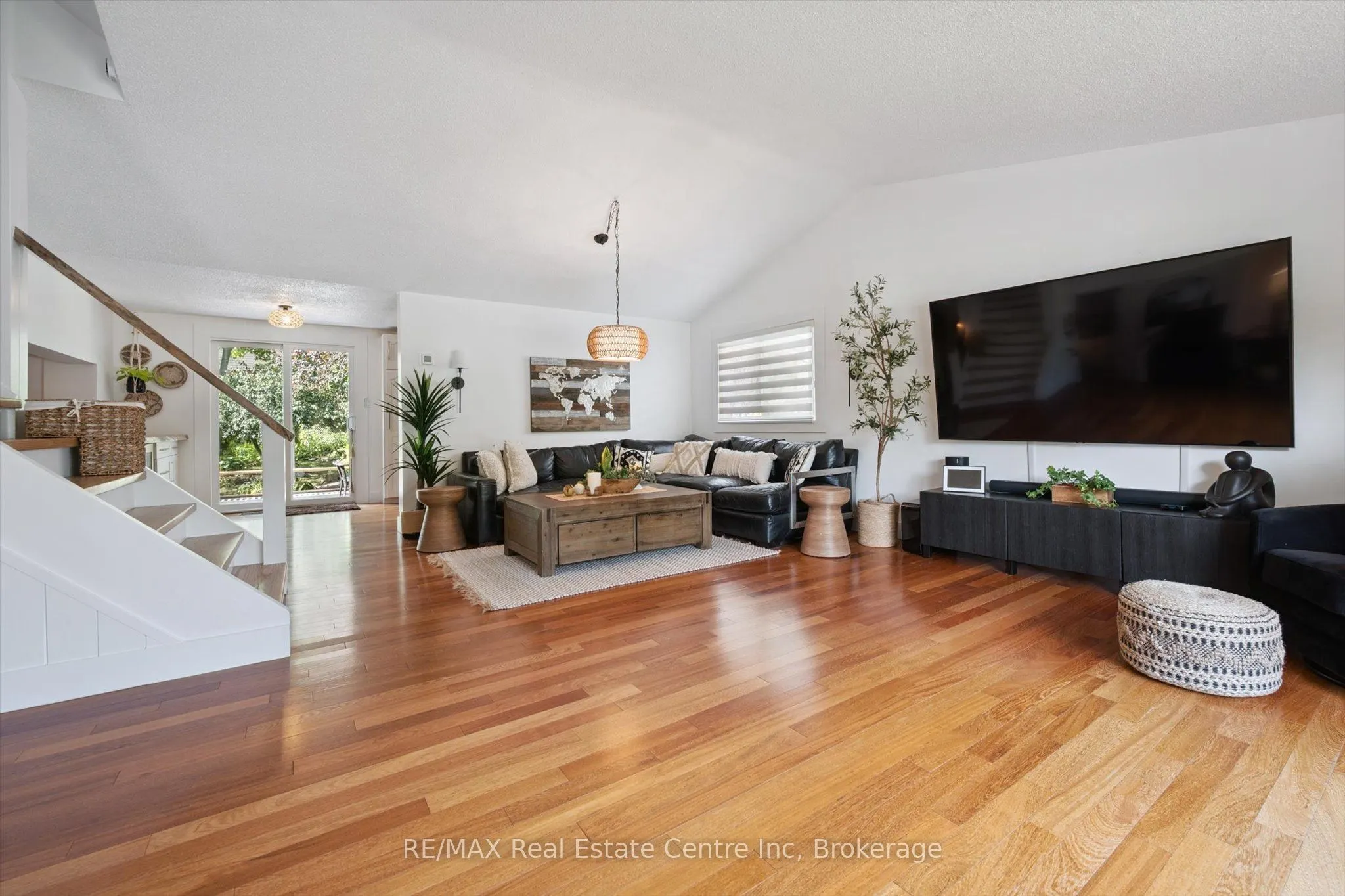 53 Rochelle Drive