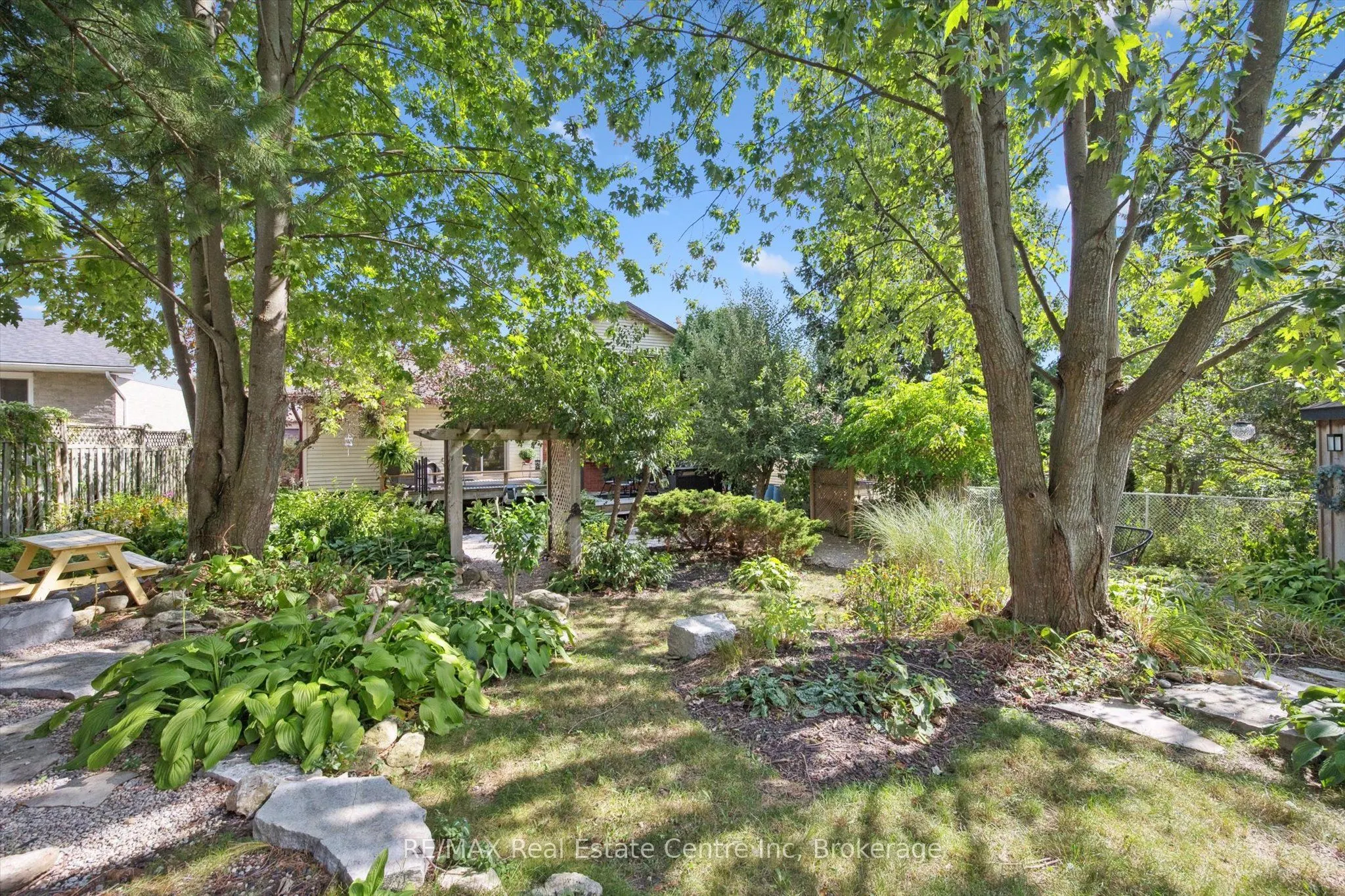 53 Rochelle Drive