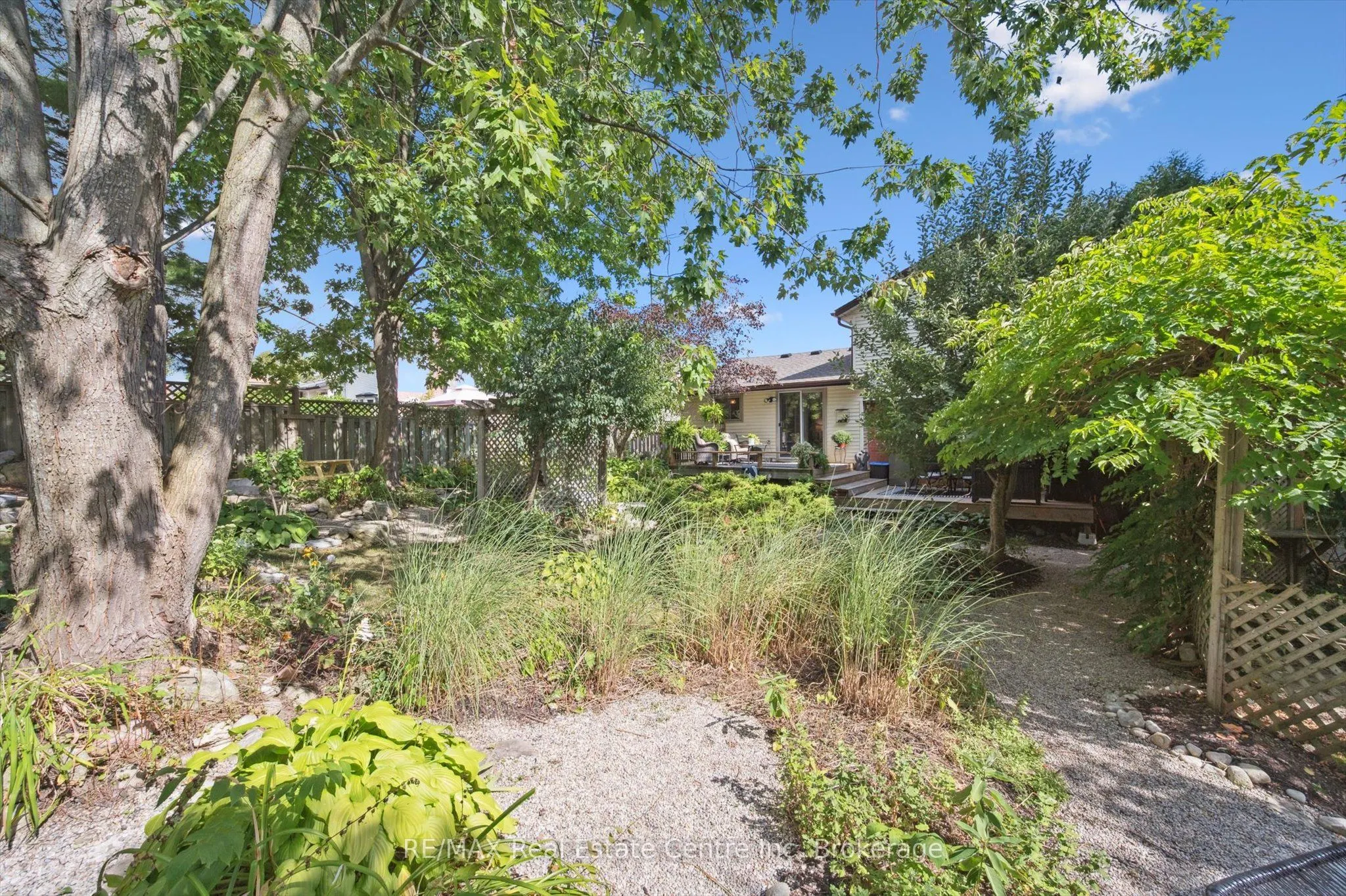 53 Rochelle Drive