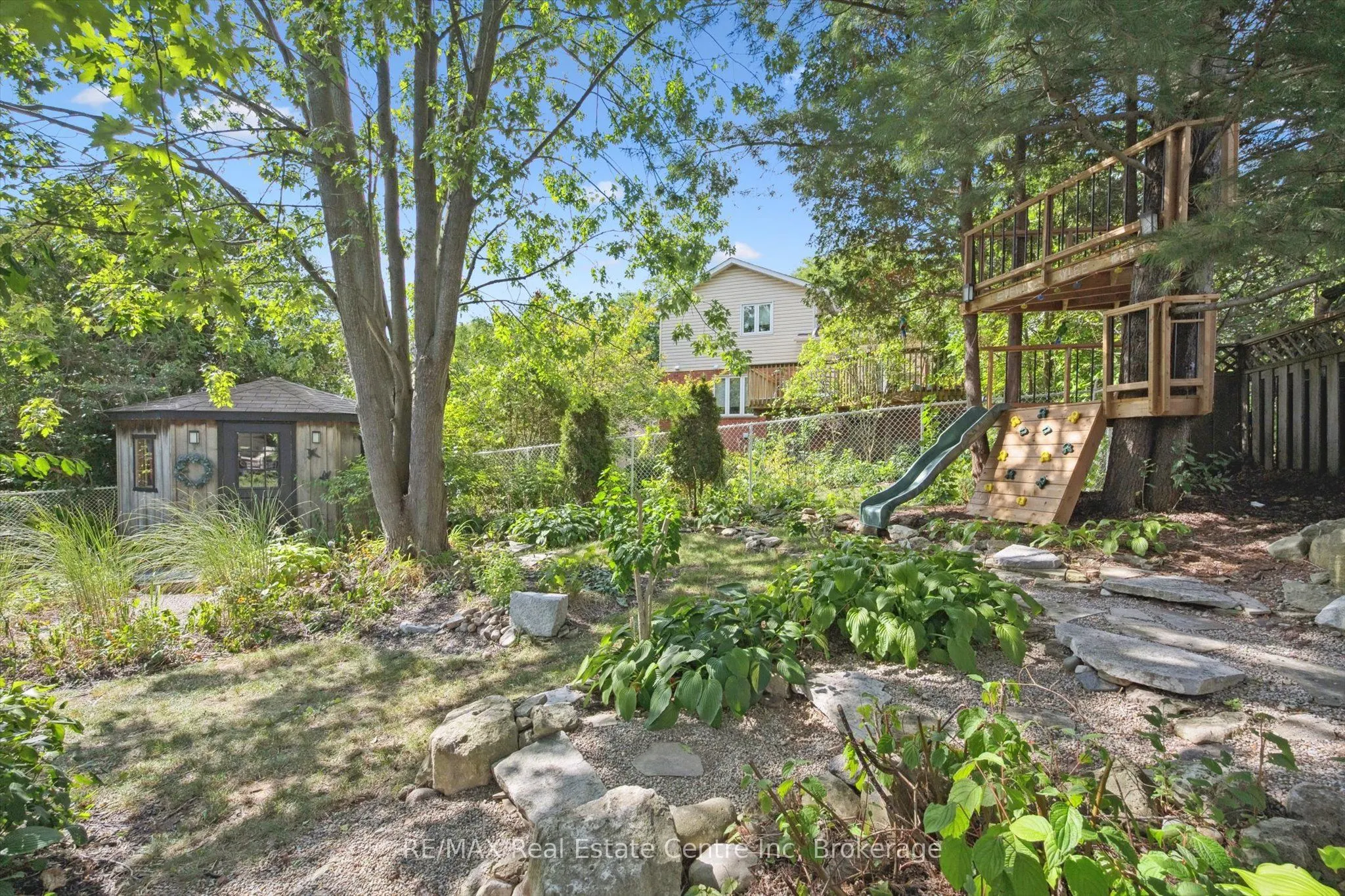 53 Rochelle Drive