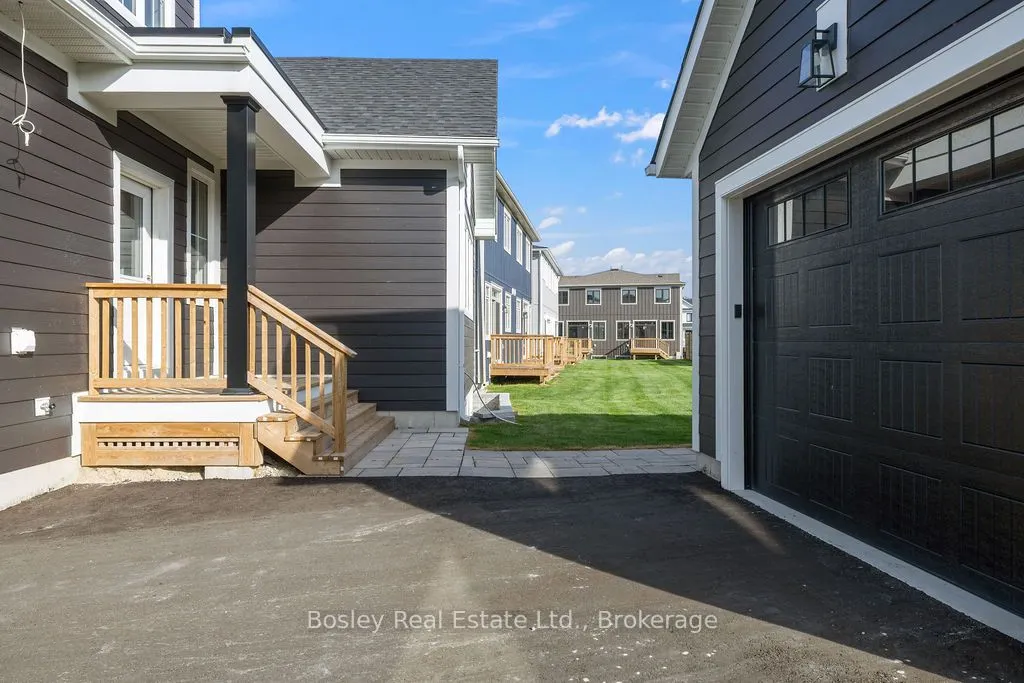163 SUGAR MAPLE Street