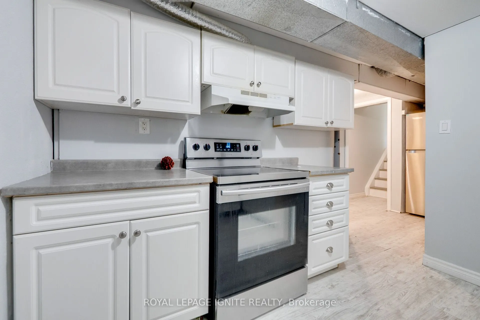 1761 Daleview Crescent
