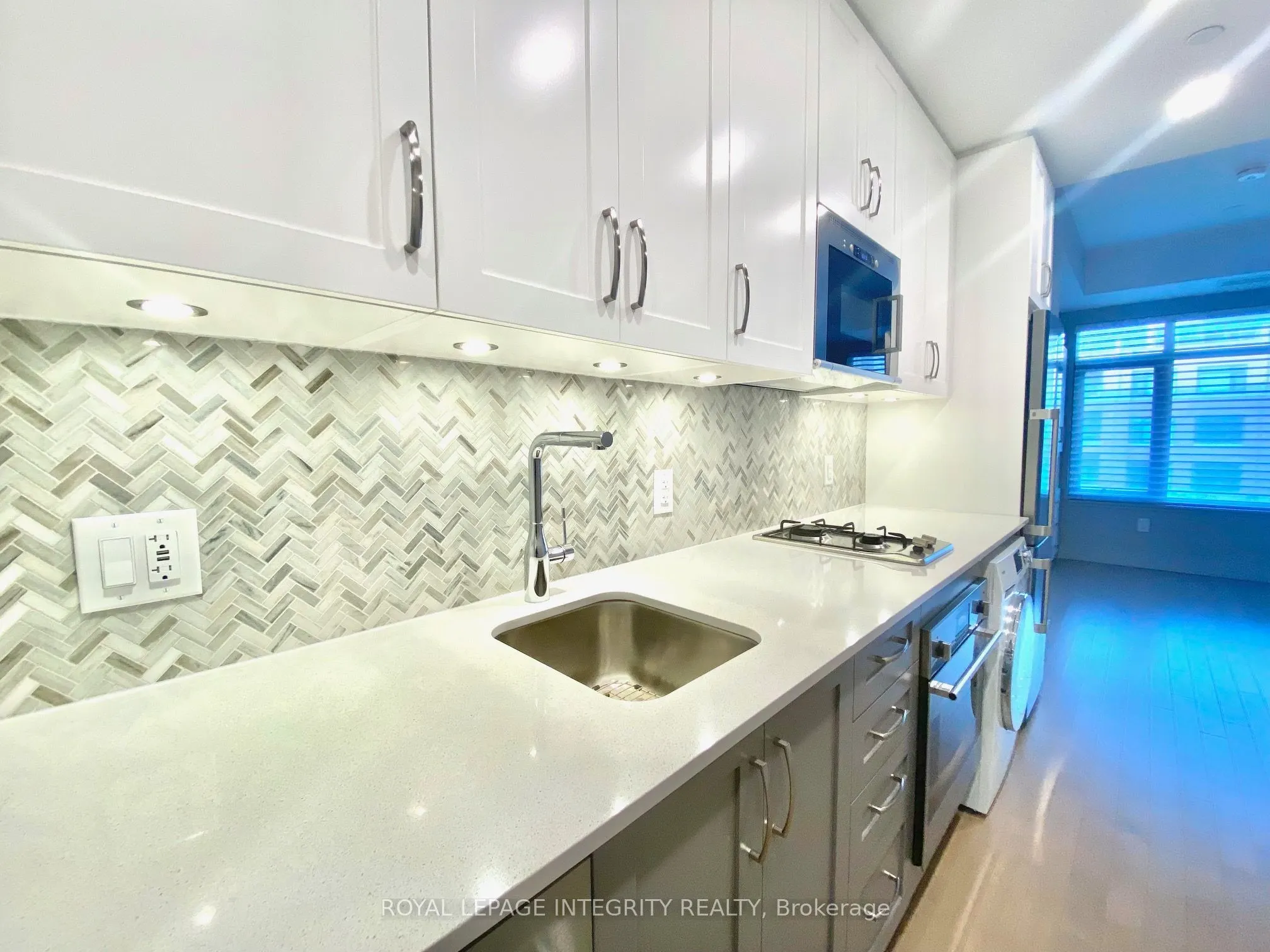 60 Springhurst Avenue, #315