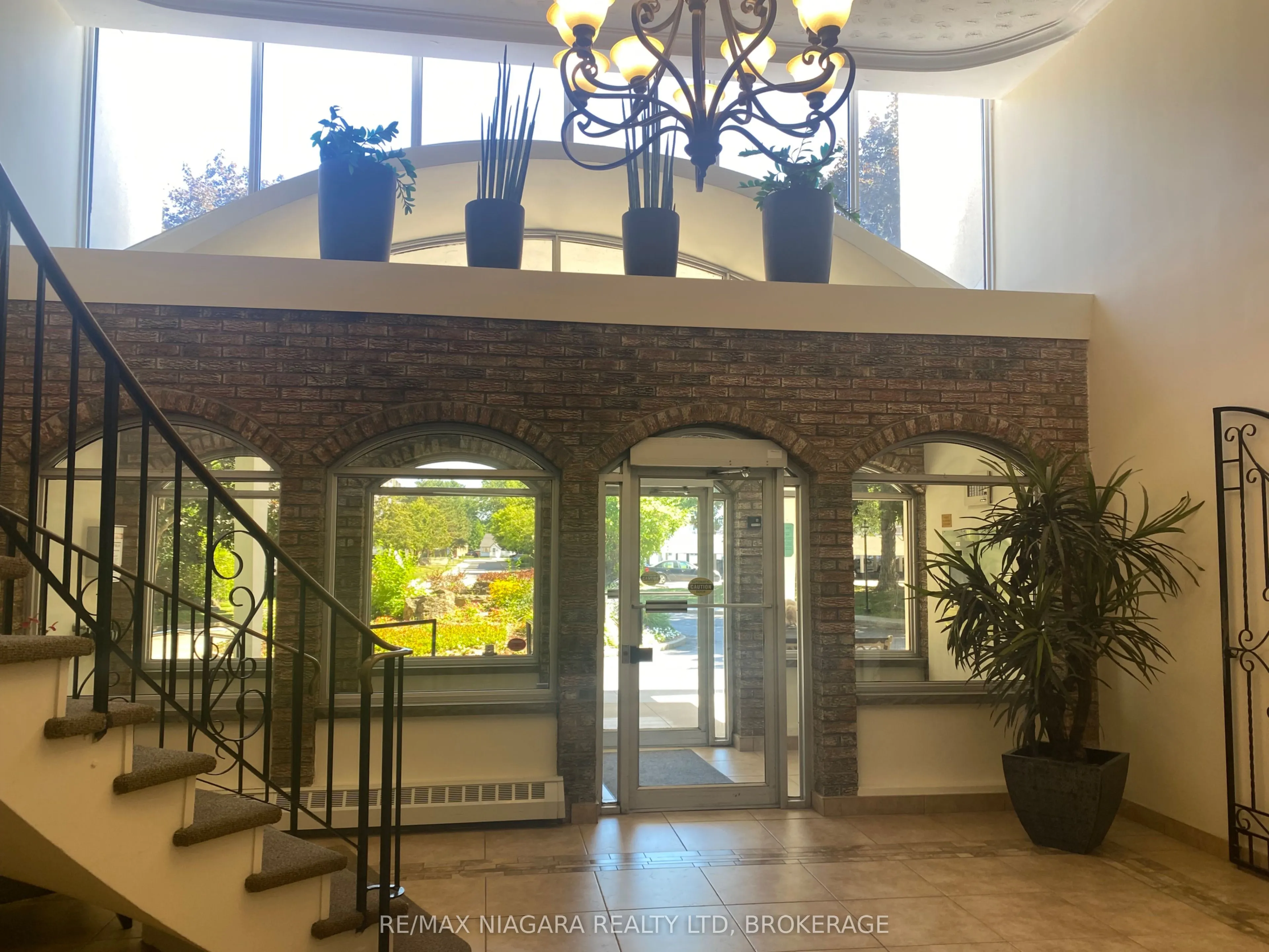 365 Geneva Street, #902