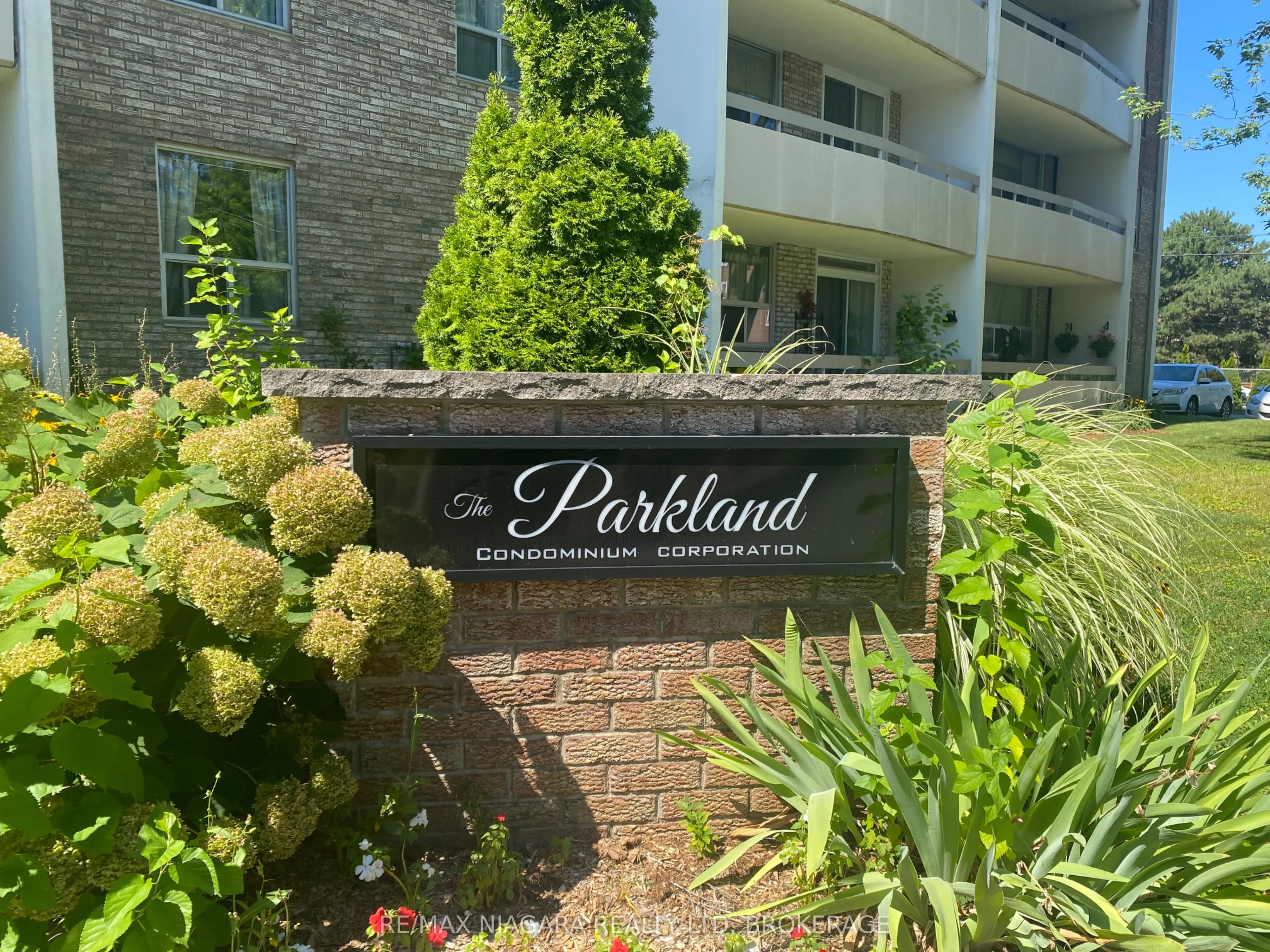 365 Geneva Street, #902