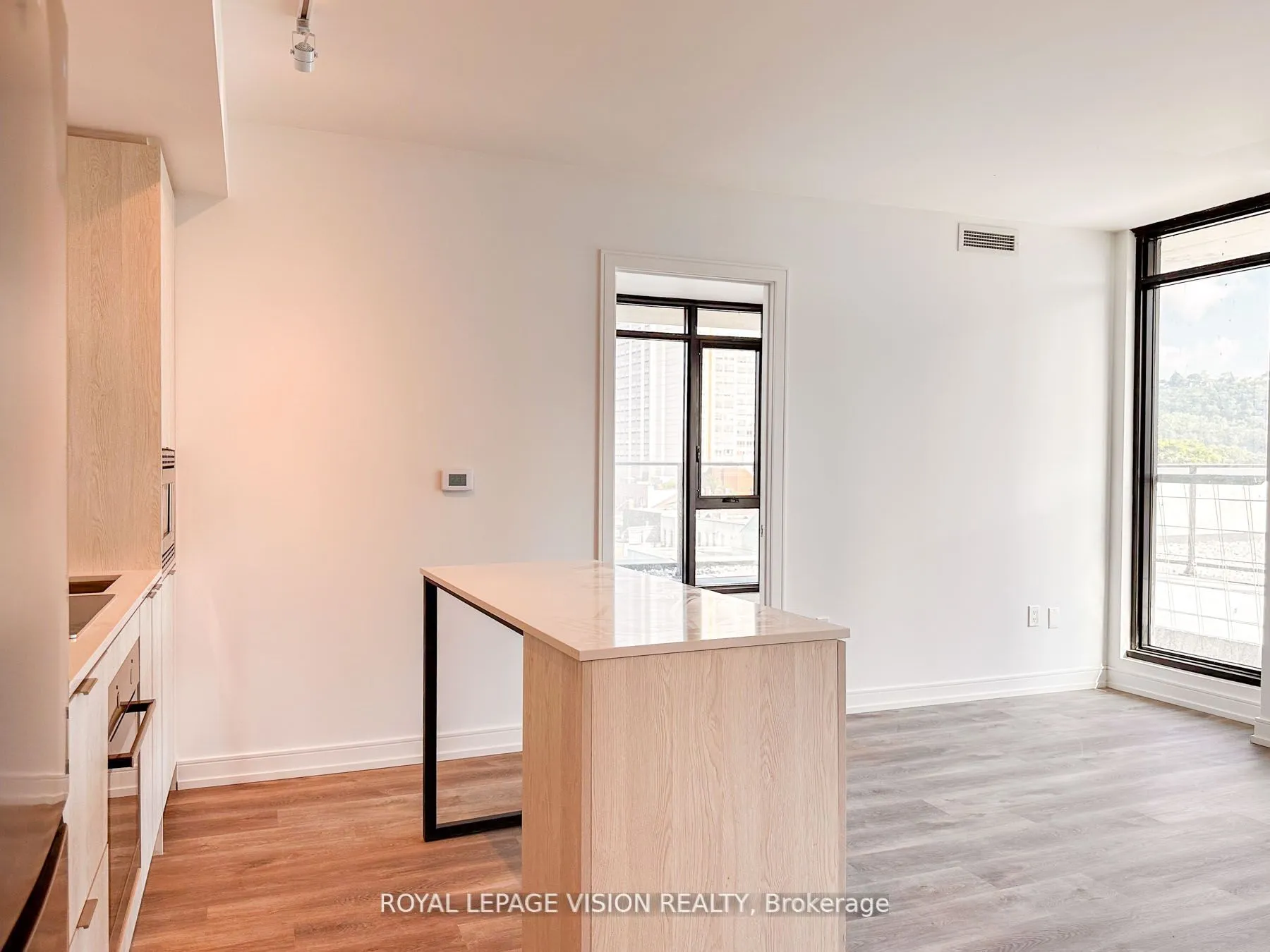 1 Jarvis Street, #627