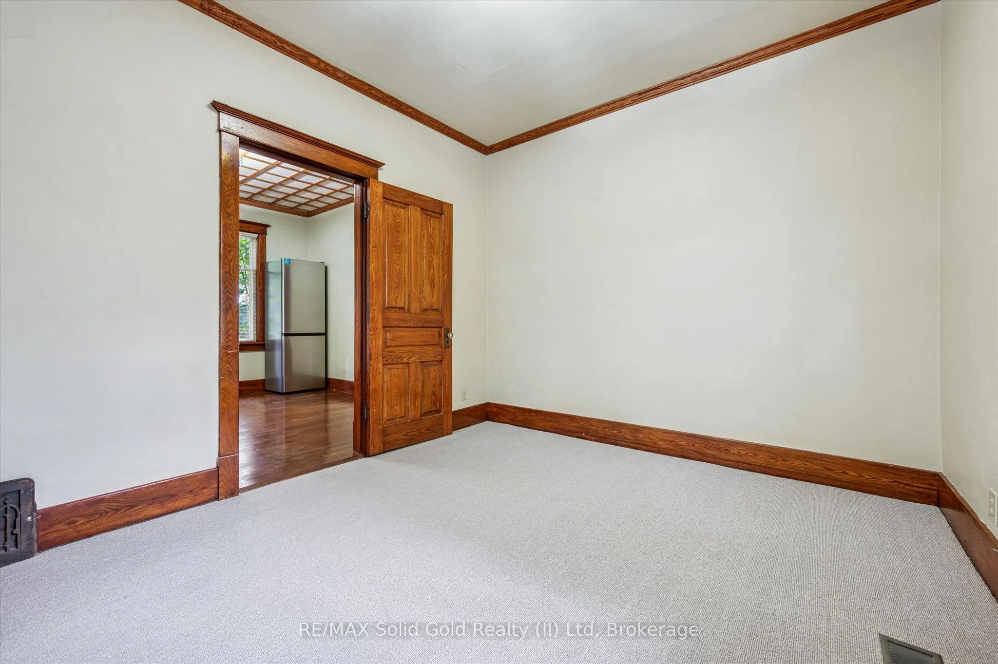 5 Dekay Street