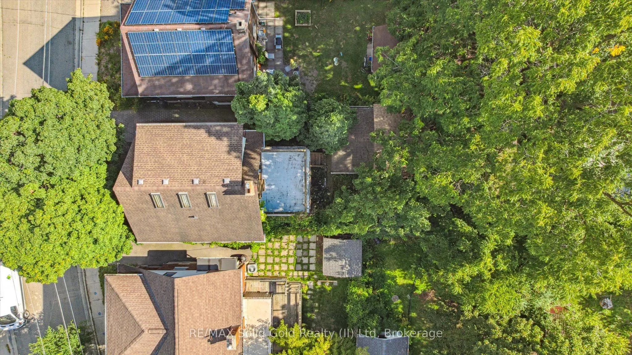 5 Dekay Street