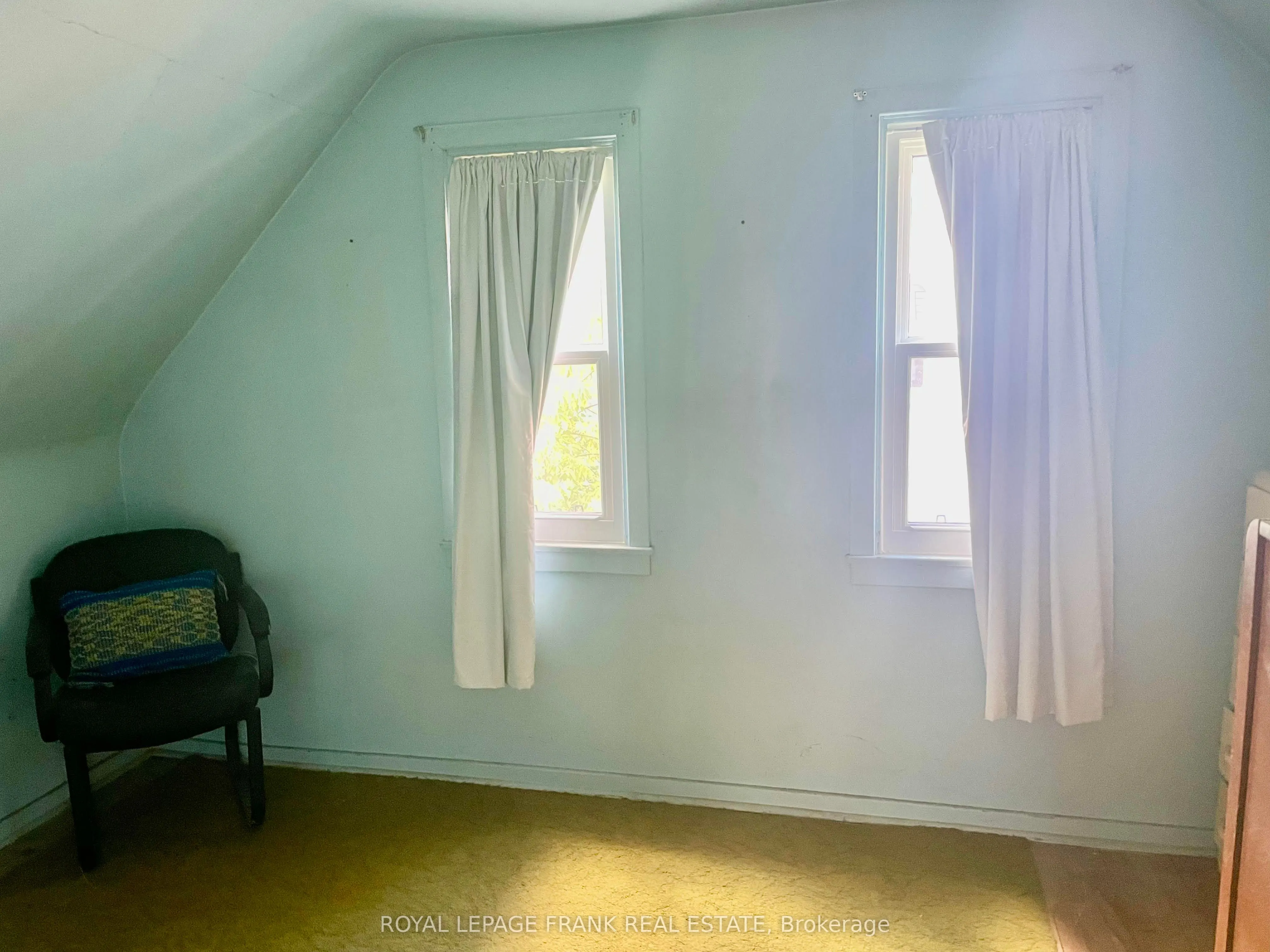 541 McKellar Street