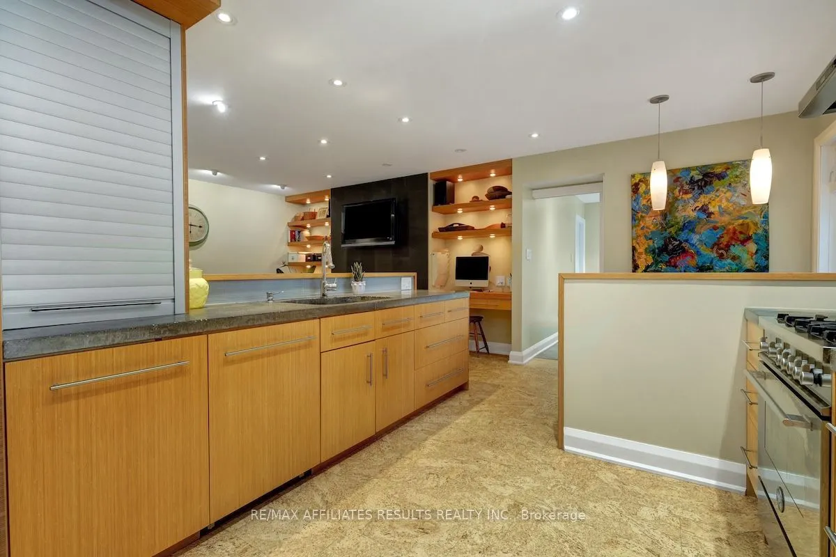 5 Tiffany Crescent