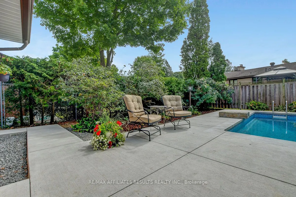 5 Tiffany Crescent