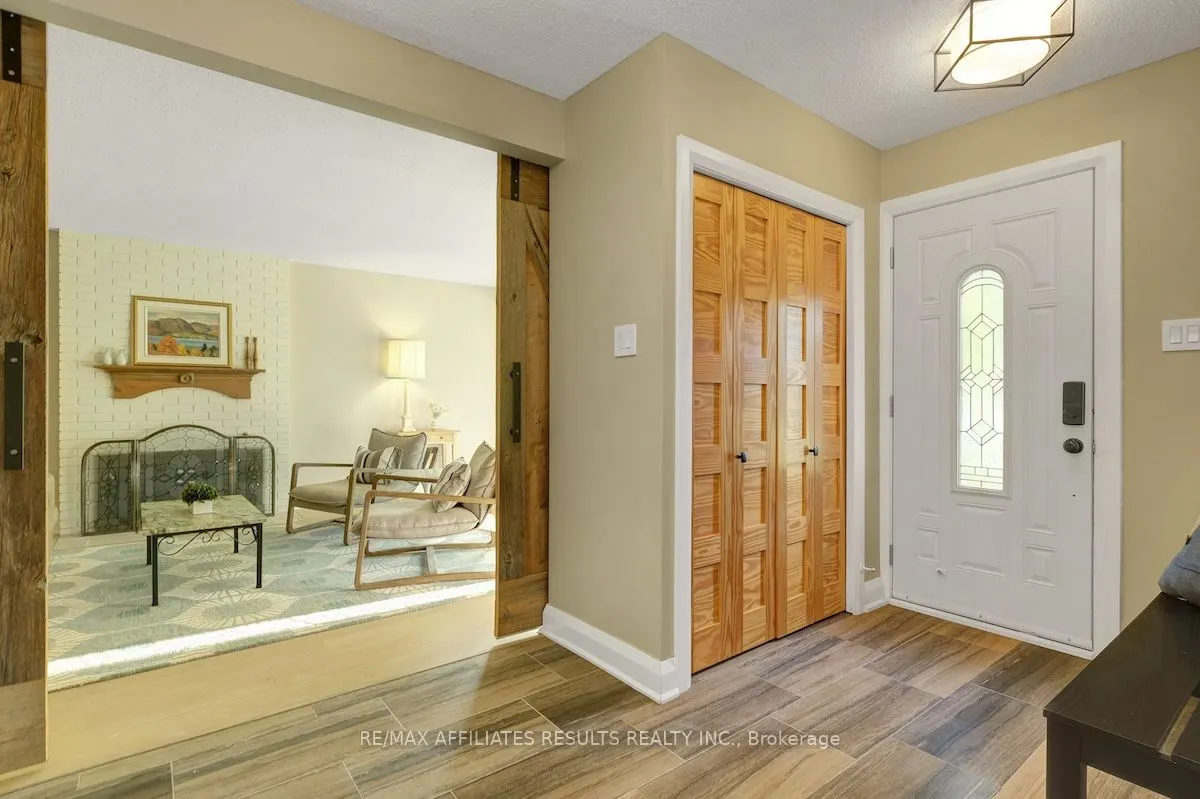 5 Tiffany Crescent