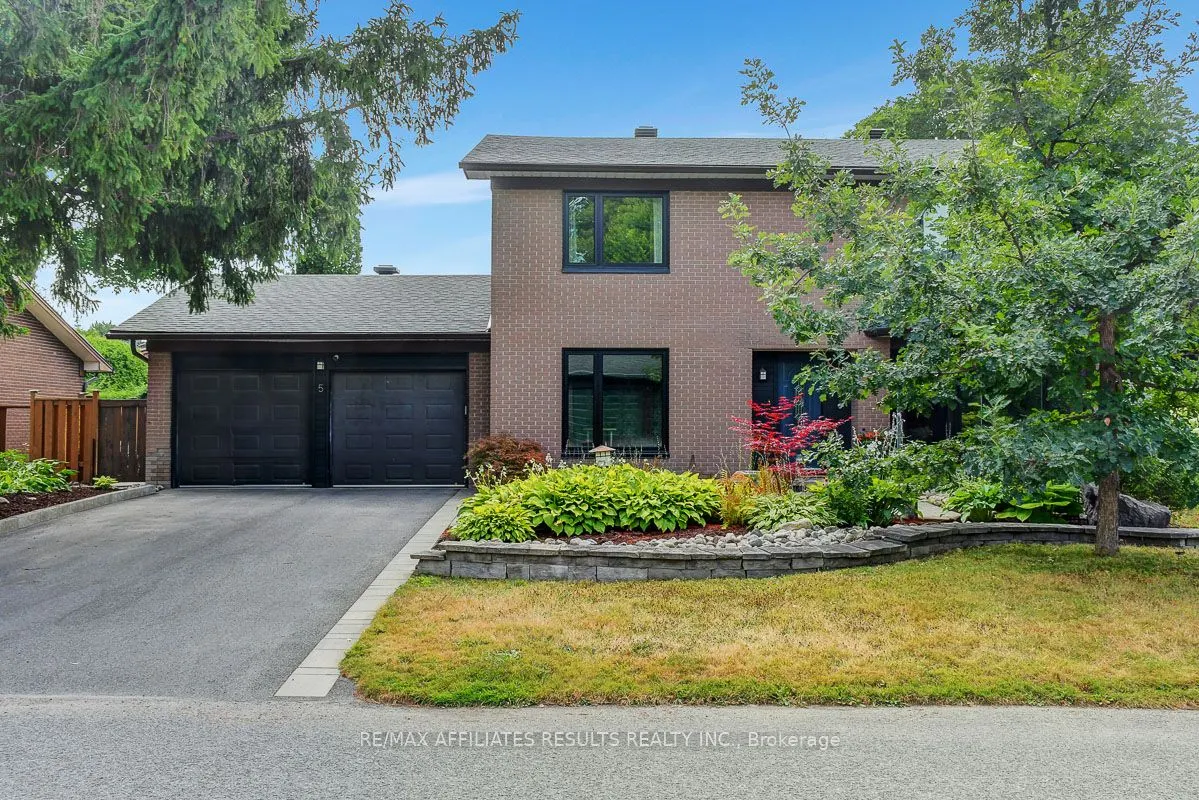 5 Tiffany Crescent