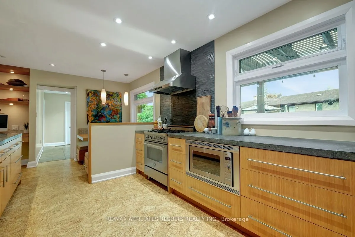 5 Tiffany Crescent