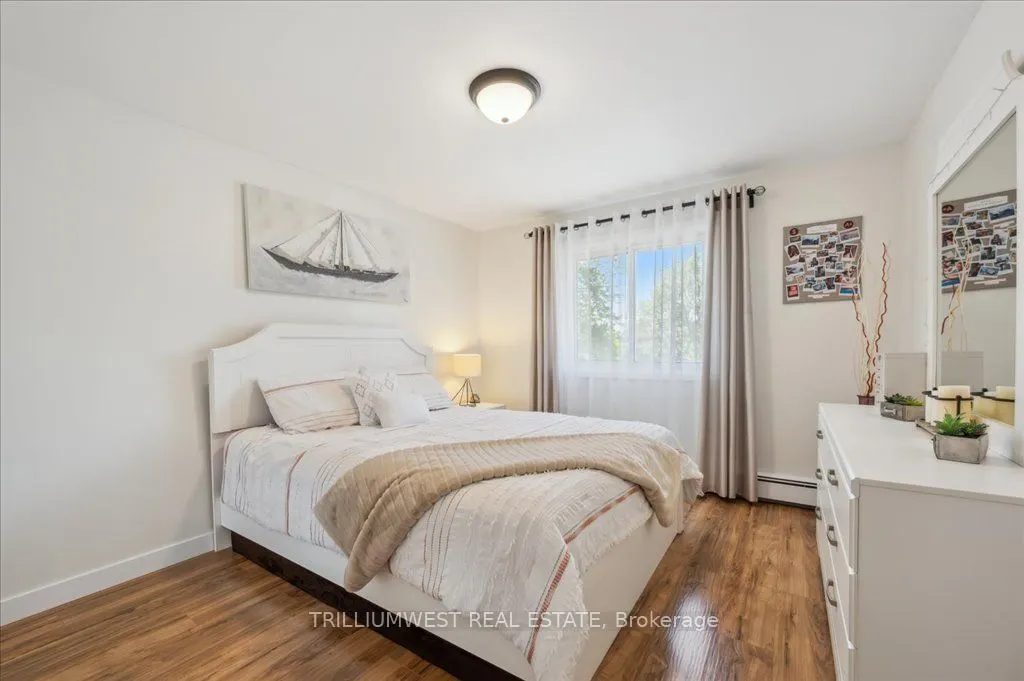 76 Lower Canada Crescent