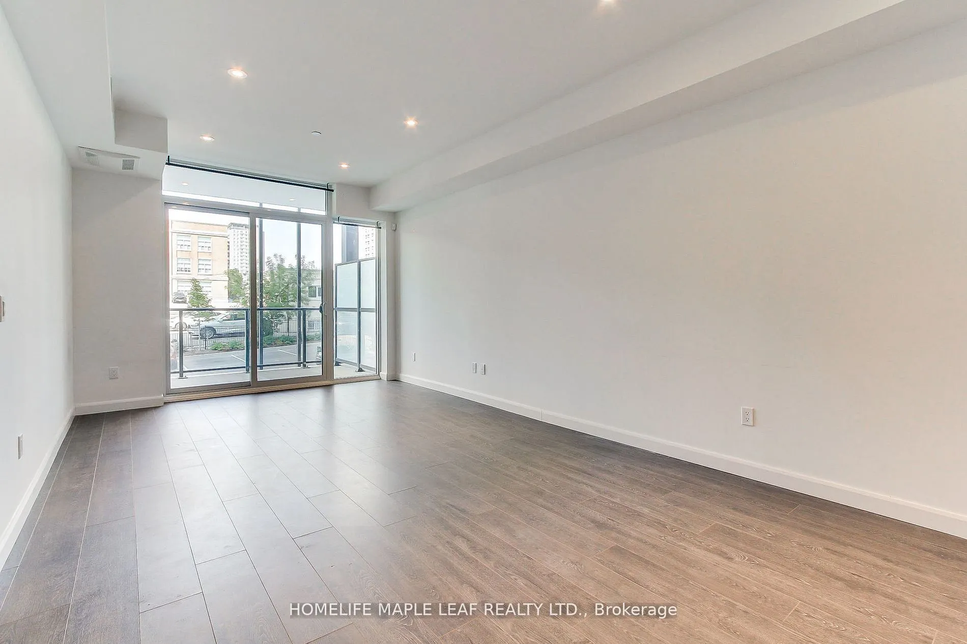 741 King Street W, #103