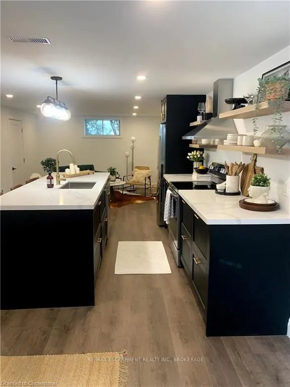 46 Cloke Court, #Lower