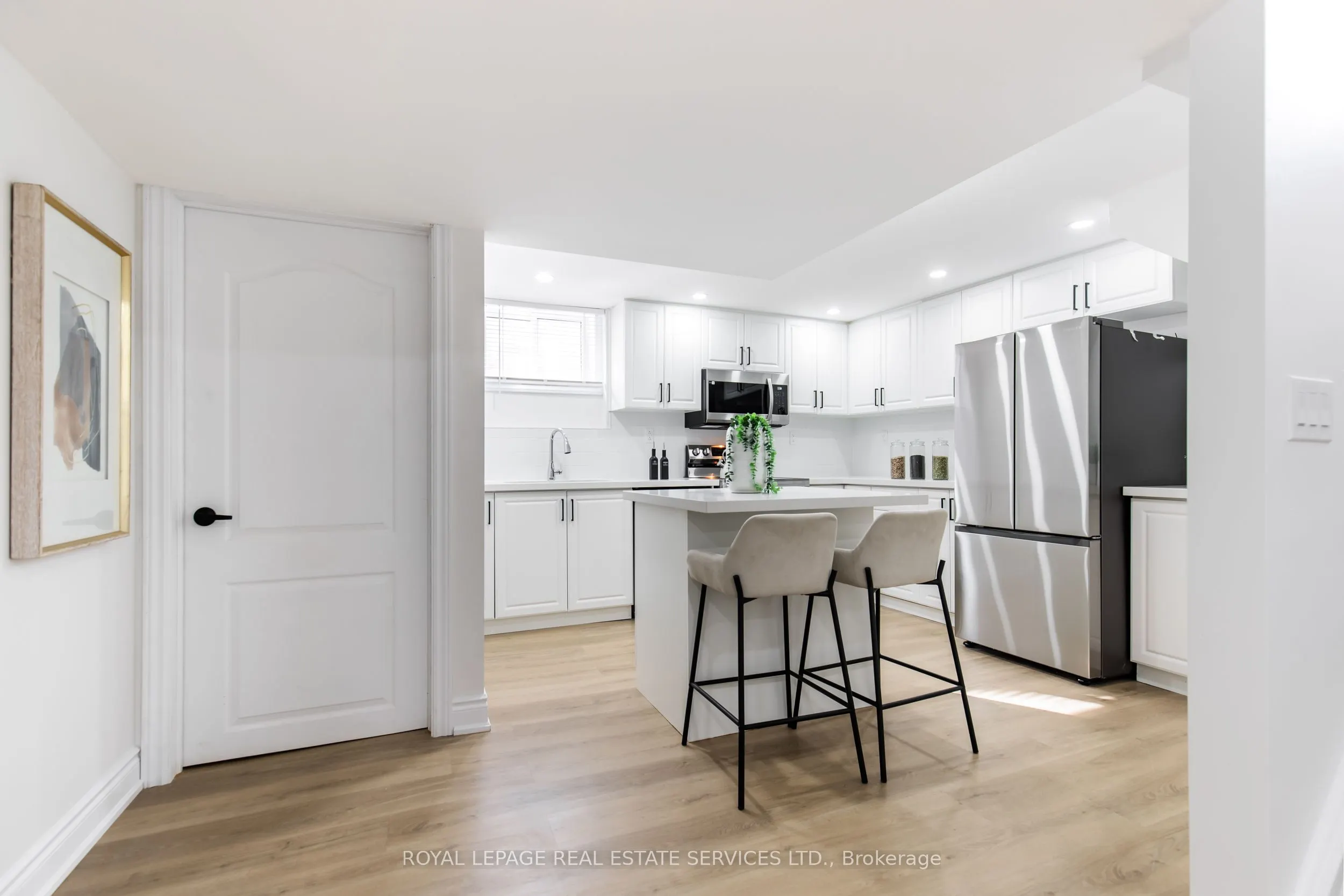 46 Upper Walker Avenue, #Lower