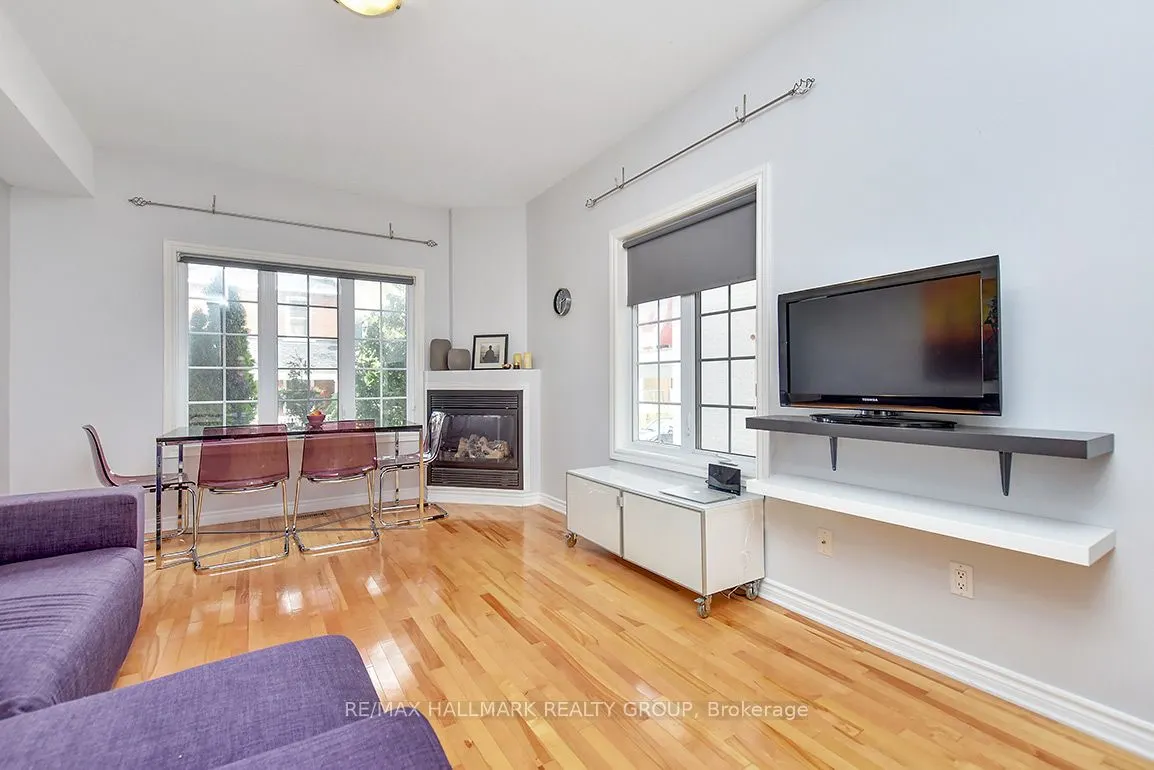 130A CARRUTHERS Avenue