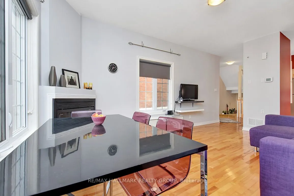 130A CARRUTHERS Avenue