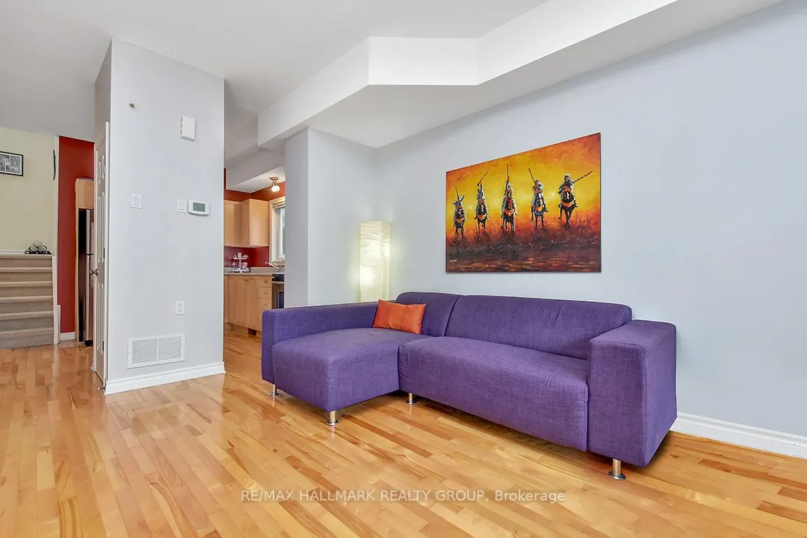 130A CARRUTHERS Avenue