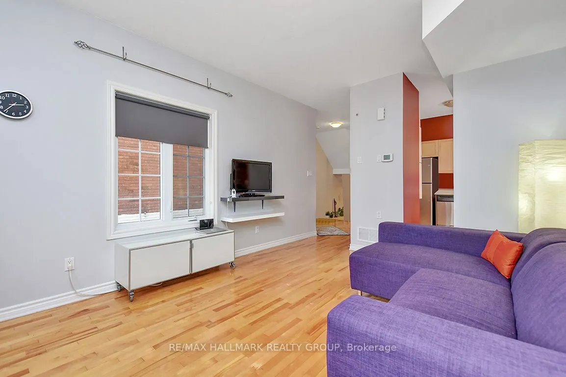 130A CARRUTHERS Avenue