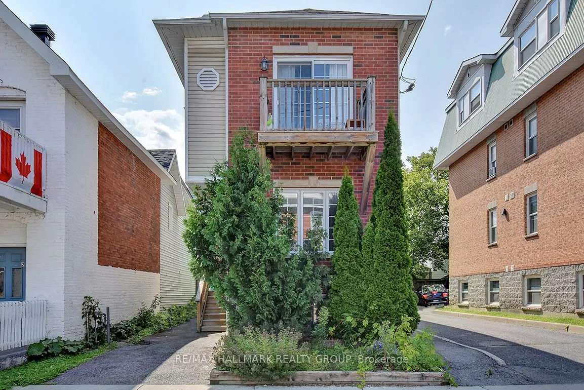 130A CARRUTHERS Avenue