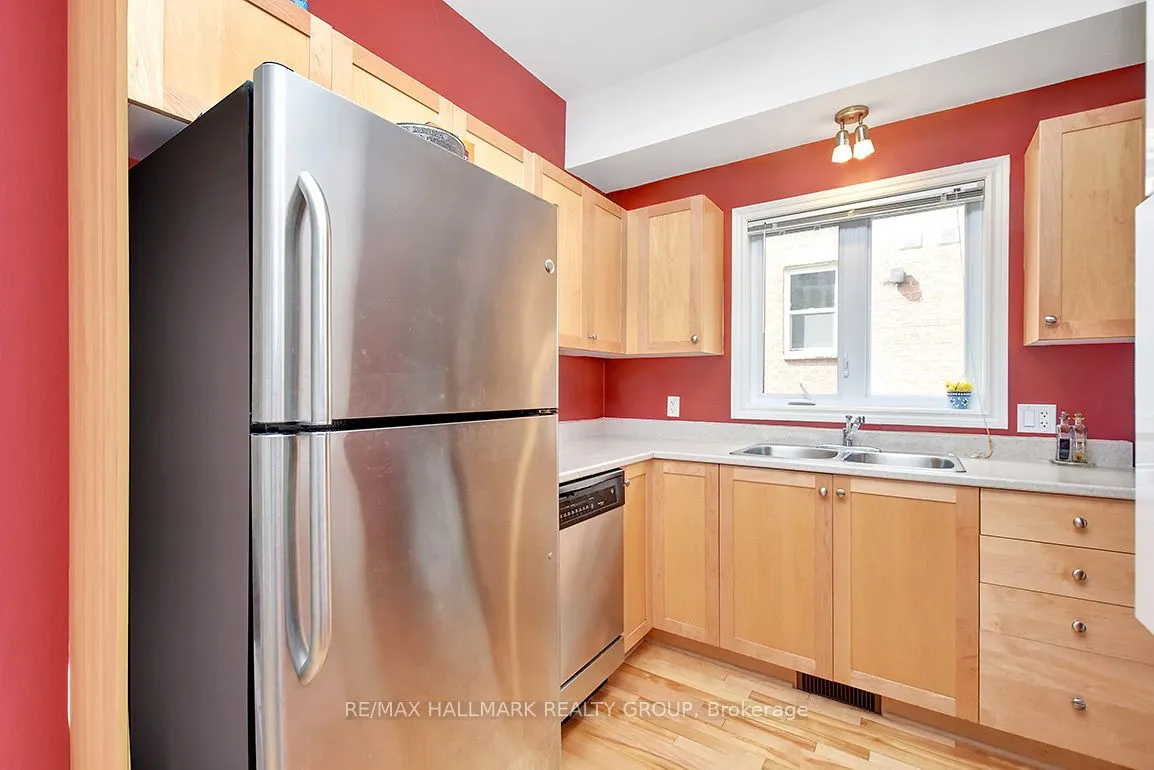 130A CARRUTHERS Avenue