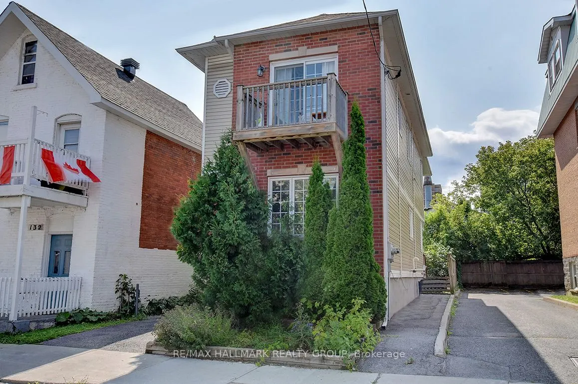 130A CARRUTHERS Avenue