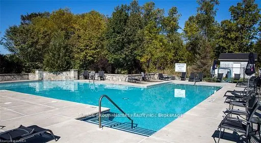 46 Oakmont Drive