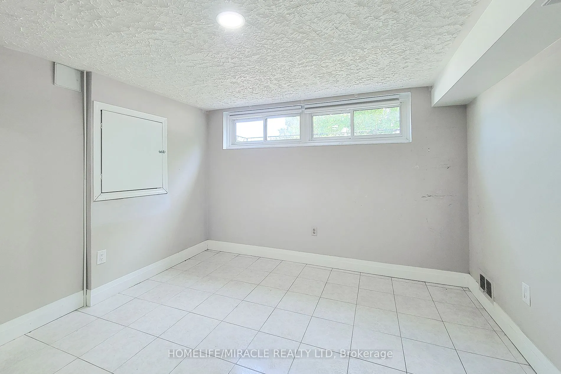 12 Maitland Avenue