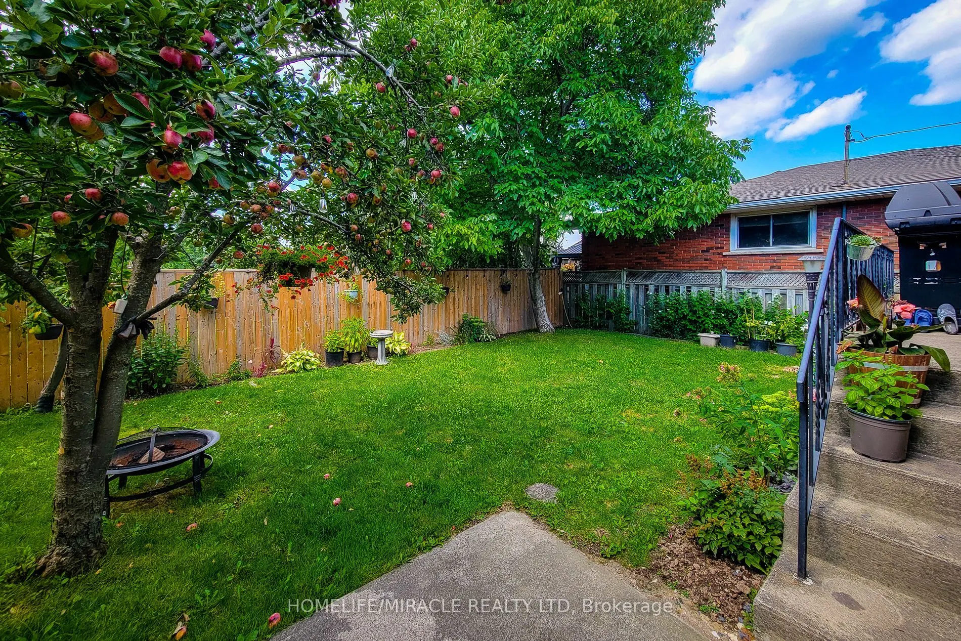 12 Maitland Avenue